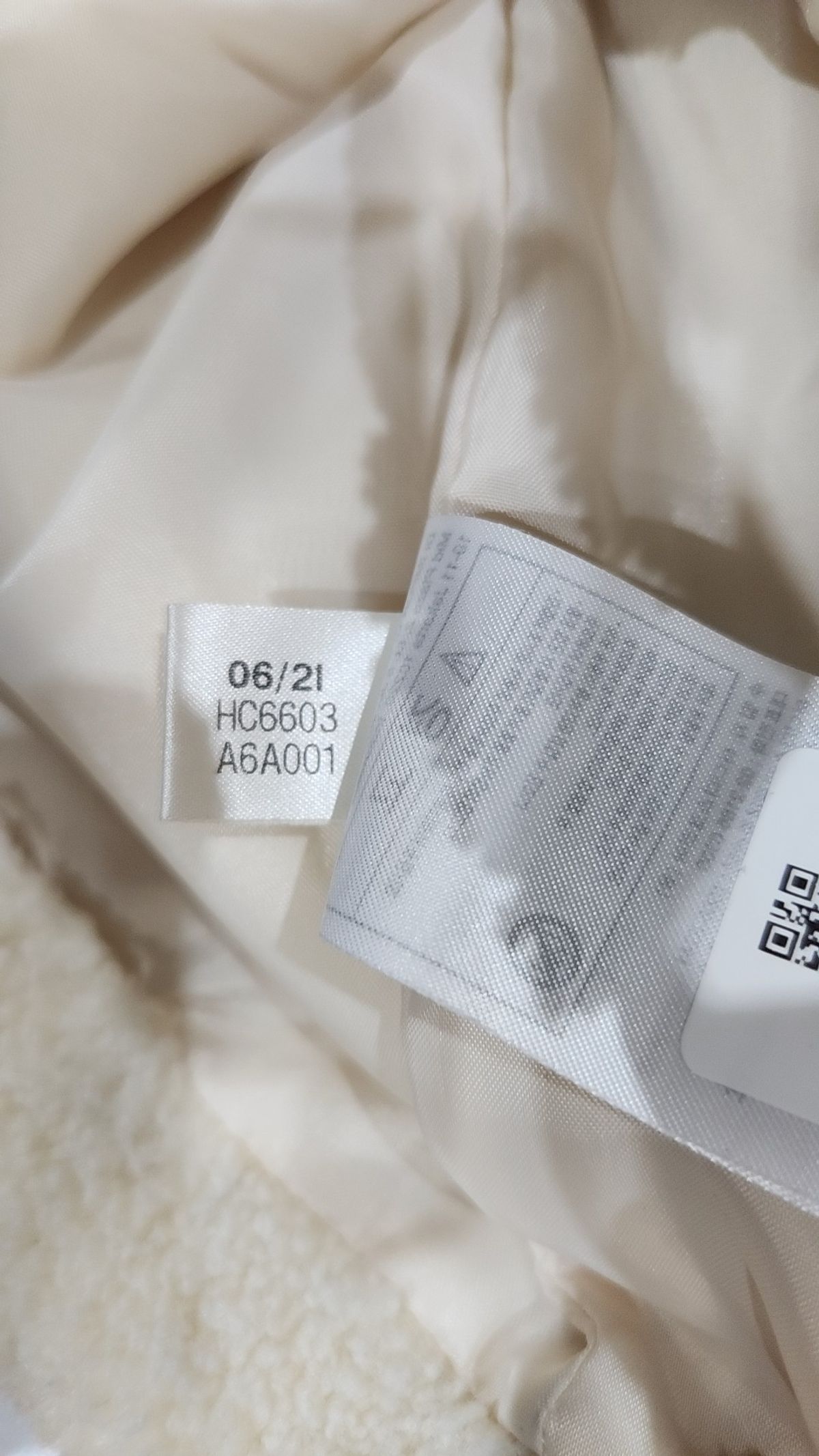 아디다스(ADIDAS) 쉐르파 바이커 자켓 W - 화이트 / HC6603 L