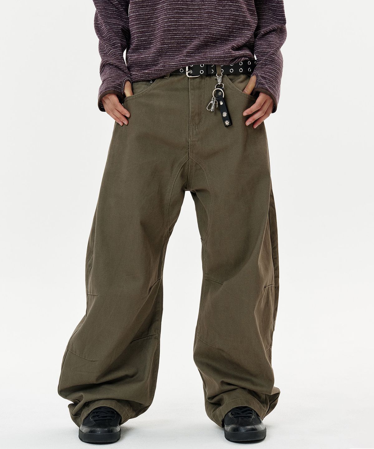 딥센스(DEEP SENSE) Rivet Slit Curved Pants - brown
