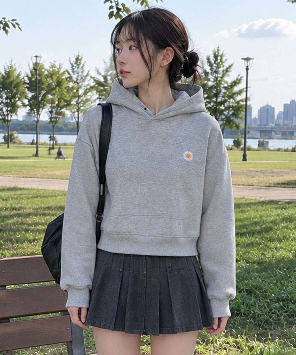 페이드(PEID) PD 스몰데이지 세미크롭 후드티 2Color