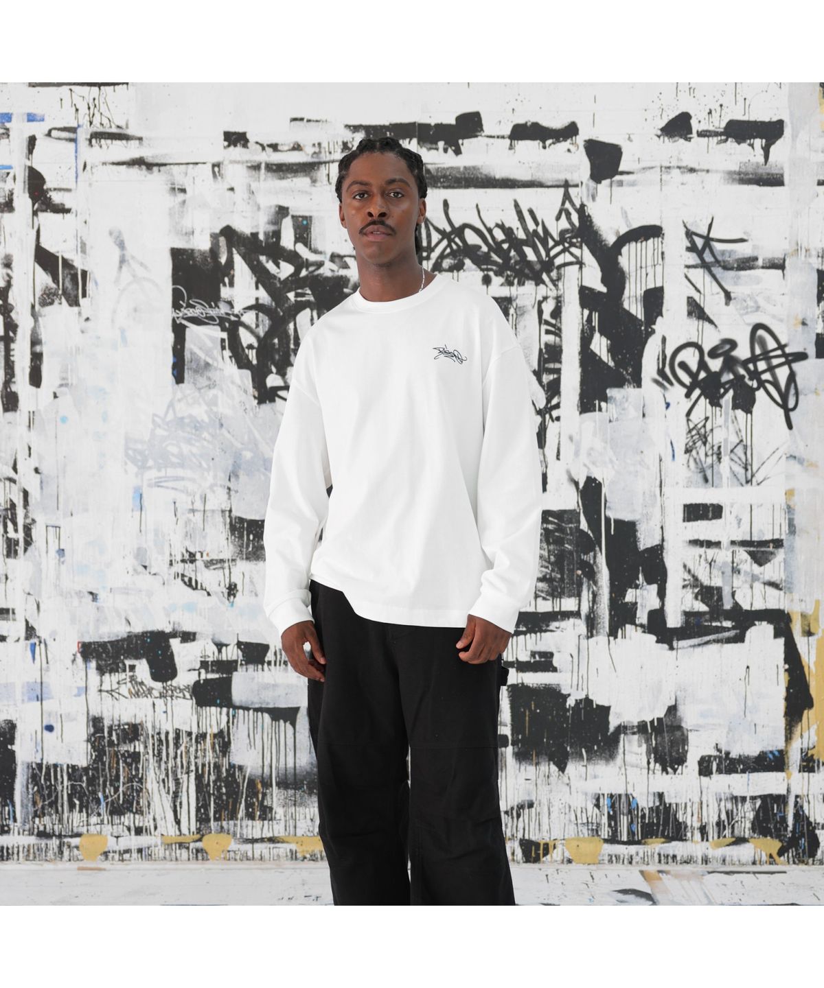 커스텀멜로우(CUSTOMELLOW) [BISCO SMITH] White Graphic T-shirt CWTAW25915WHX