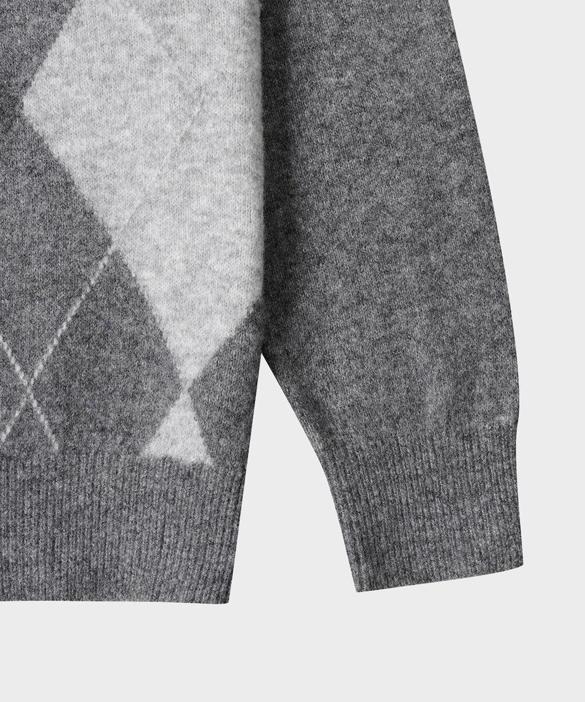 테일던(TAILDERN) Reilly Hairy Argyle V-neck Sweater Grey