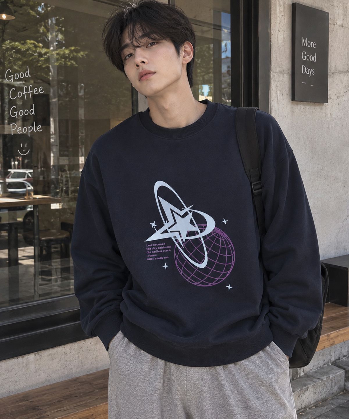 도톤(DOTON) BEYOND STARS SWEATSHIRT (Navy)