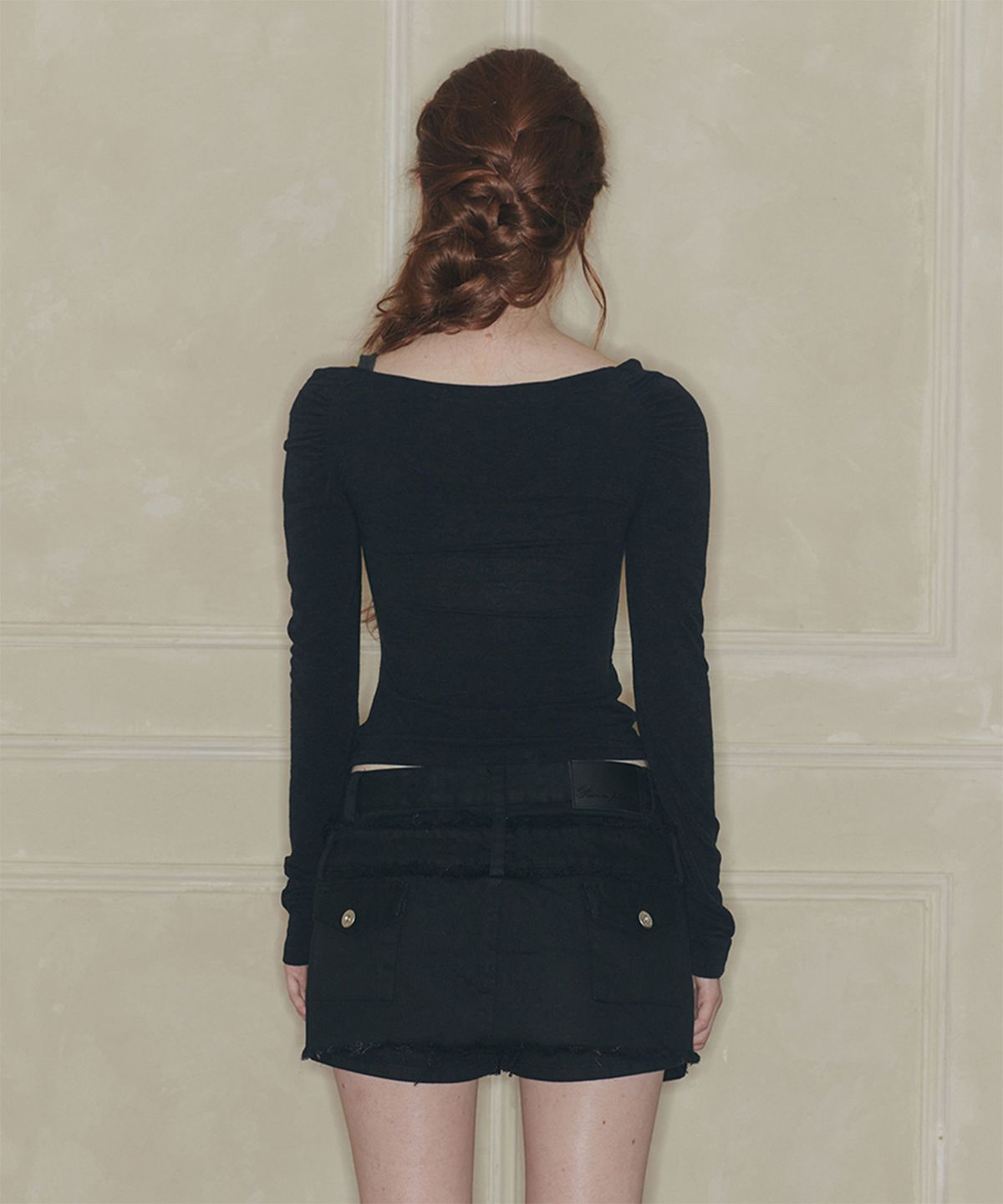 페인오어플레져(PAINORPLEASURE) CUT-OUT LAYERED TEE black