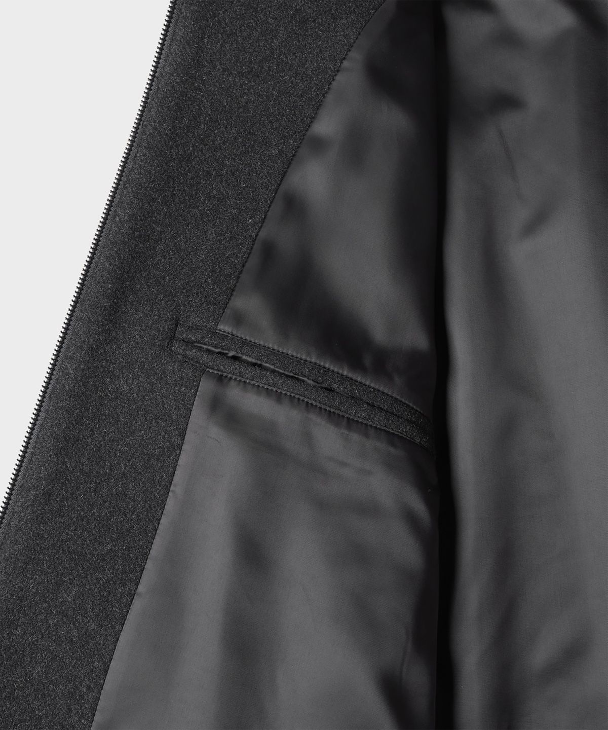 테일던(TAILDERN) Auster High Neck Blouson Charcoal
