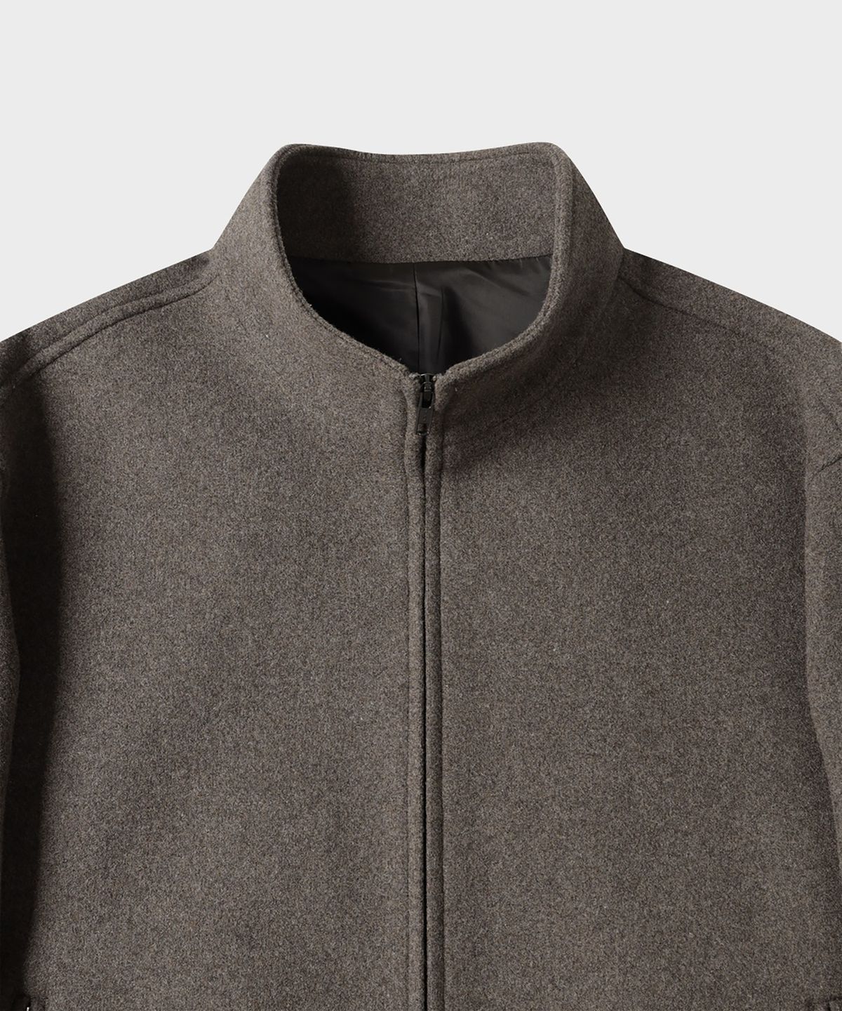 테일던(TAILDERN) Auster High Neck Blouson Dark Khaki