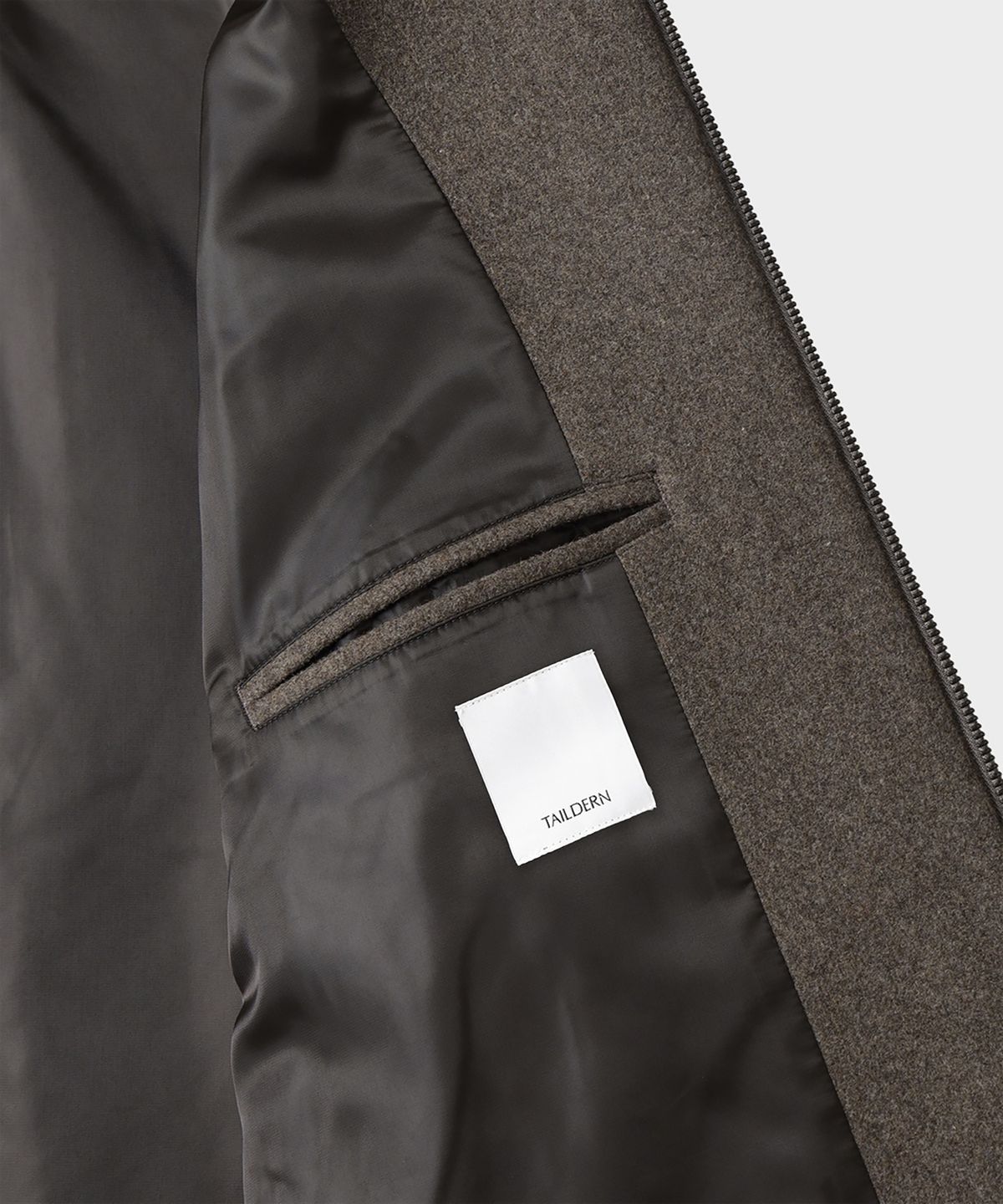 테일던(TAILDERN) Auster High Neck Blouson Dark Khaki
