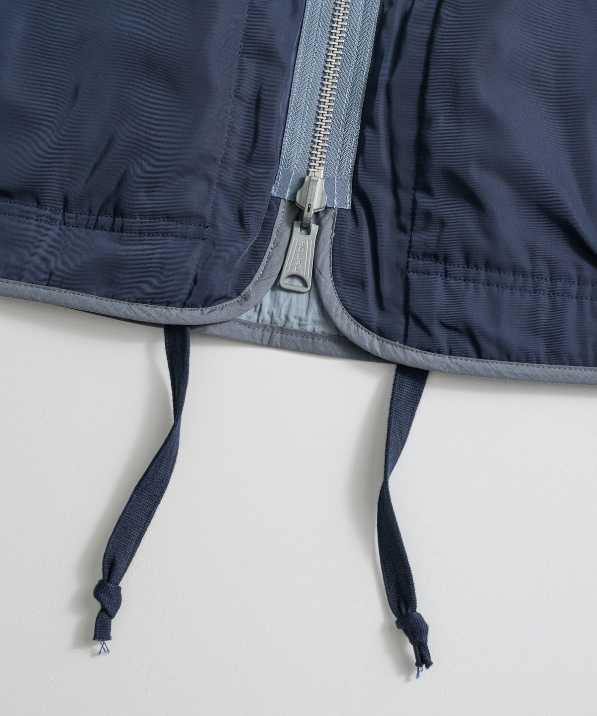 비헤비어(BEHEAVYER) REVERSIBLE MIL LINER JACKET navy/l.blue