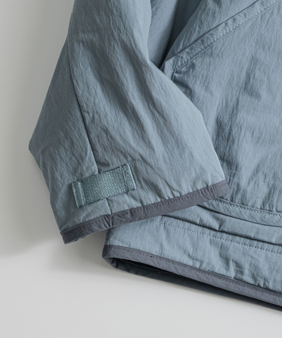 비헤비어(BEHEAVYER) REVERSIBLE MIL LINER JACKET navy/l.blue