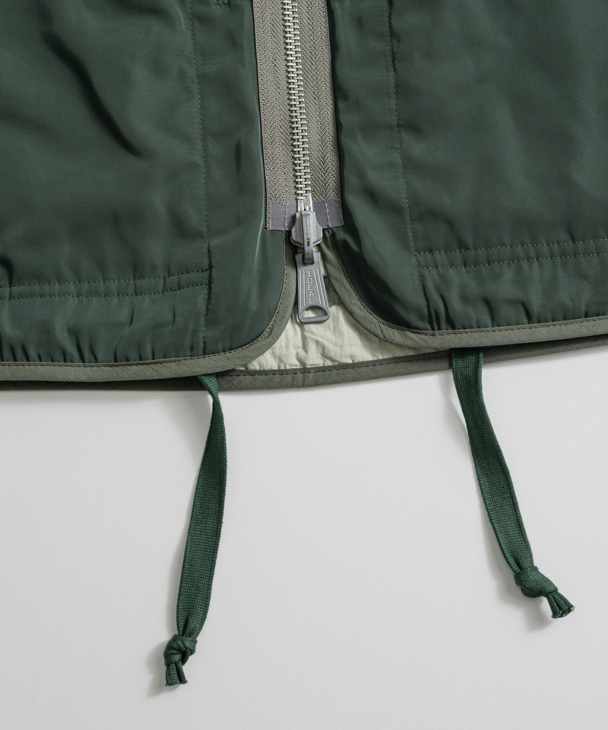 비헤비어(BEHEAVYER) REVERSIBLE MIL LINER JACKET b.green/l.olive