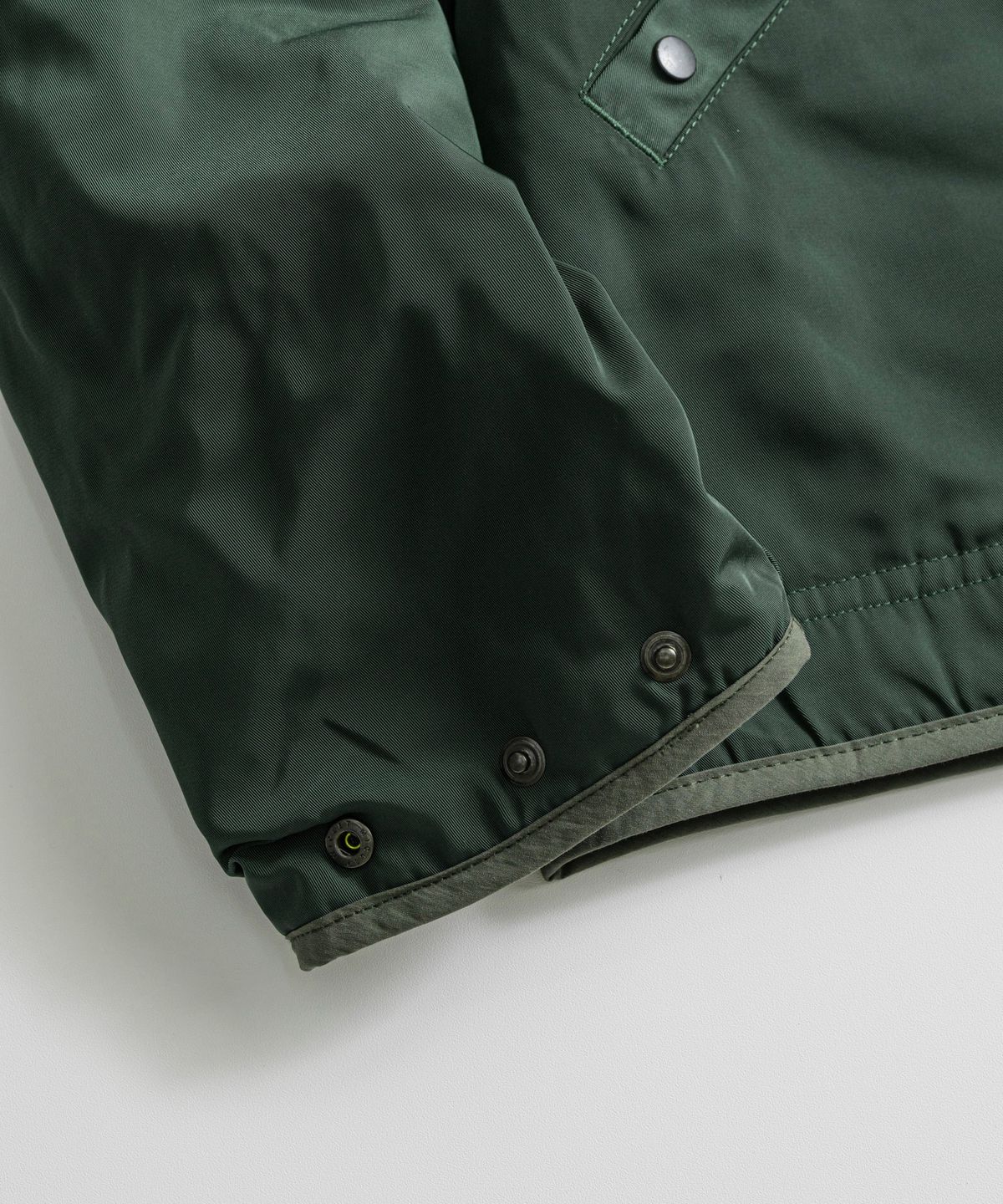 비헤비어(BEHEAVYER) REVERSIBLE MIL LINER JACKET b.green/l.olive