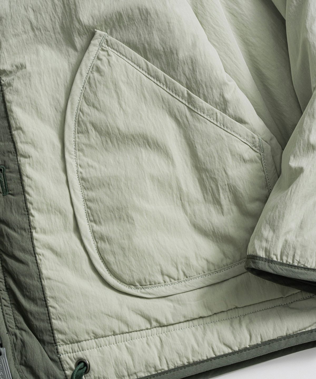 비헤비어(BEHEAVYER) REVERSIBLE MIL LINER JACKET b.green/l.olive