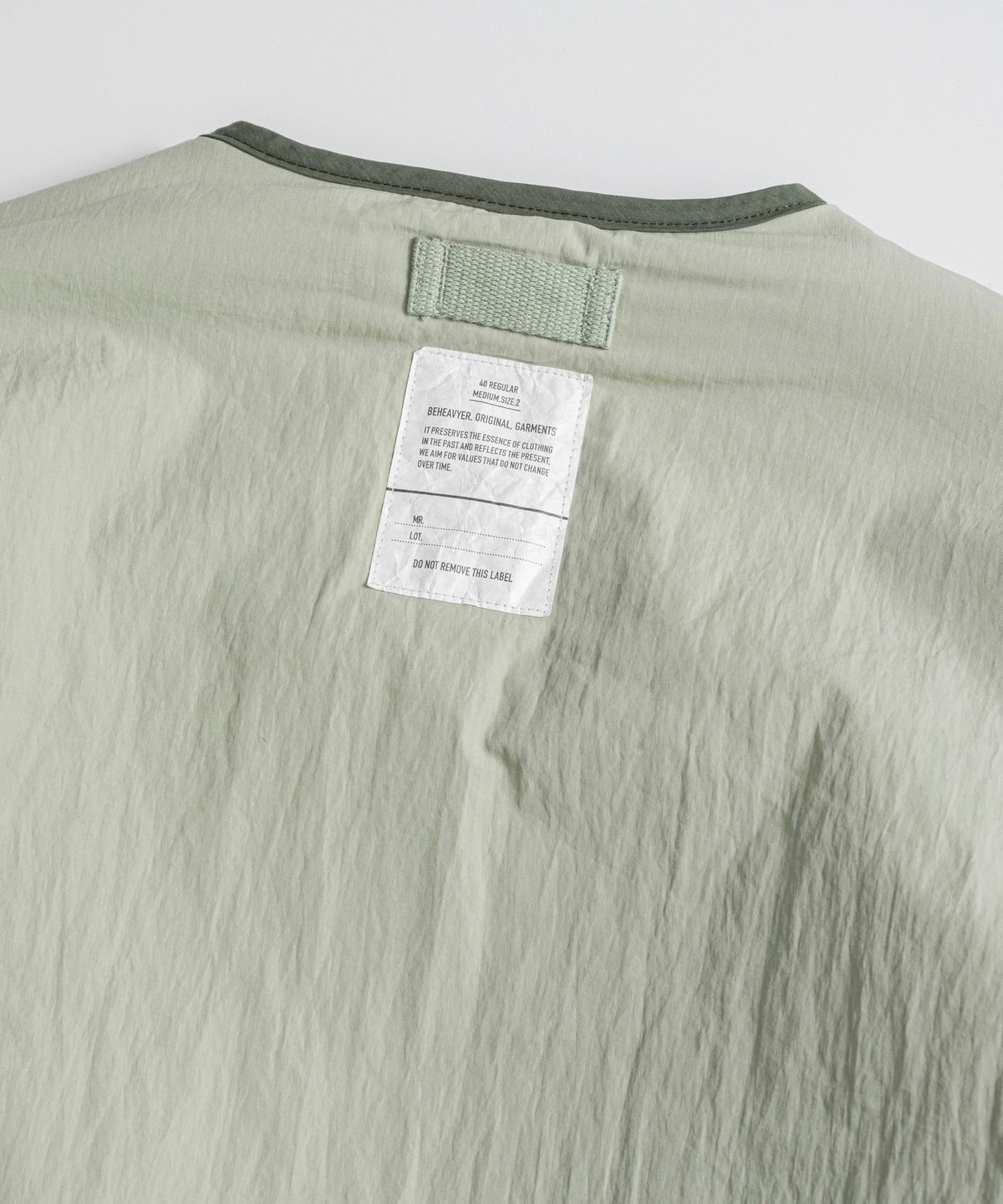 비헤비어(BEHEAVYER) REVERSIBLE MIL LINER JACKET b.green/l.olive