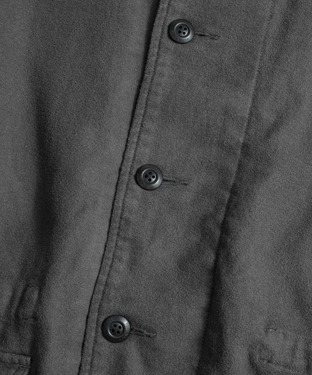 비헤비어(BEHEAVYER) SOFT MOLESKIN M59 MIL COAT charcoal