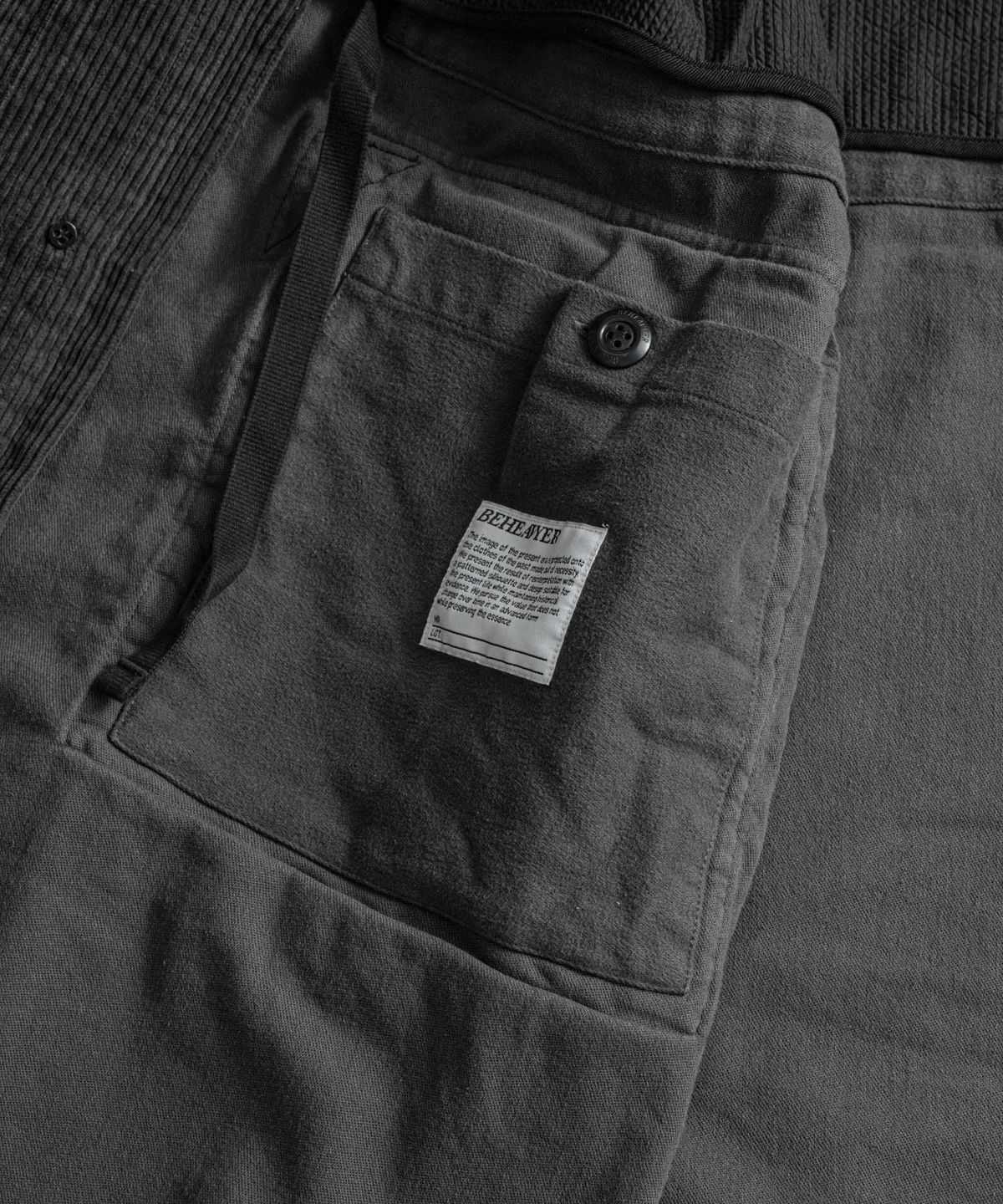 비헤비어(BEHEAVYER) SOFT MOLESKIN M59 MIL COAT charcoal