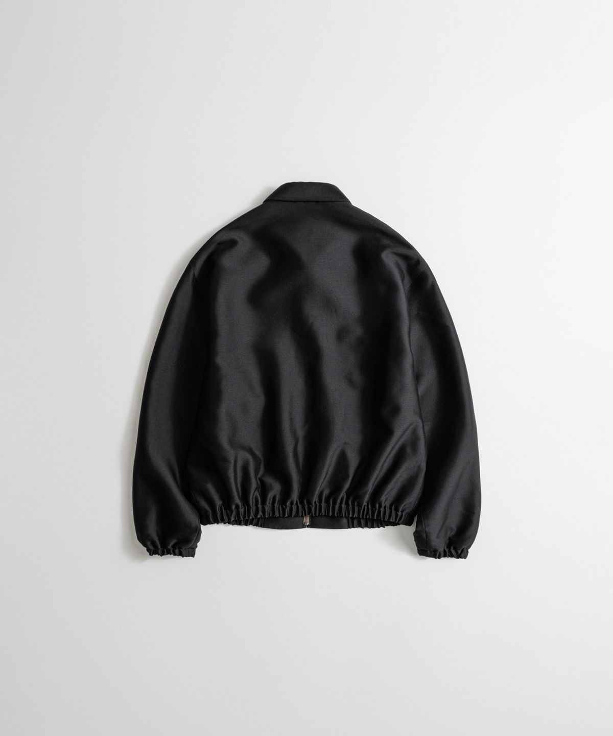 비헤비어(BEHEAVYER) SILK WOOL ZIP BLOUSON satin black