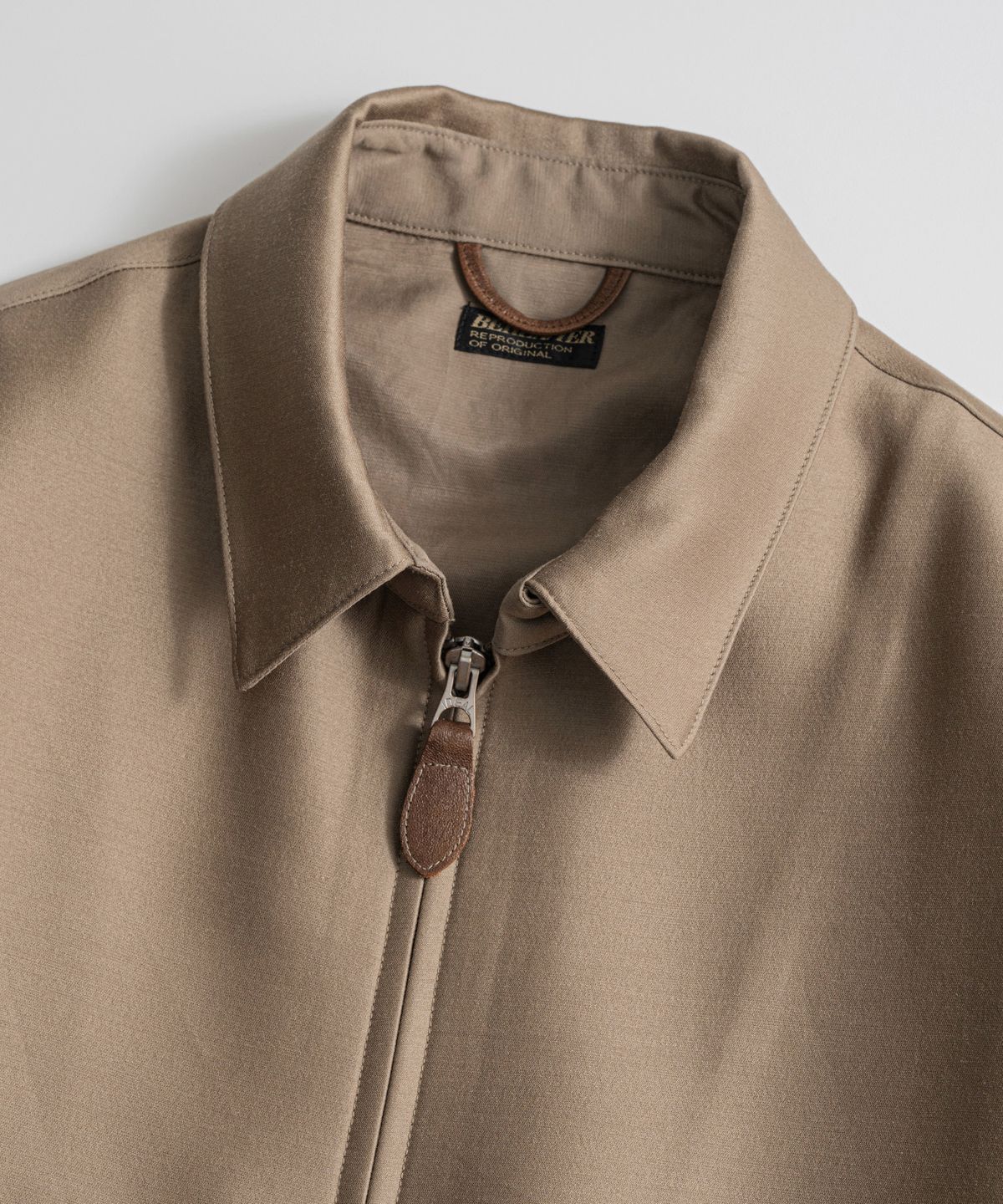 비헤비어(BEHEAVYER) SILK WOOL ZIP BLOUSON taupe