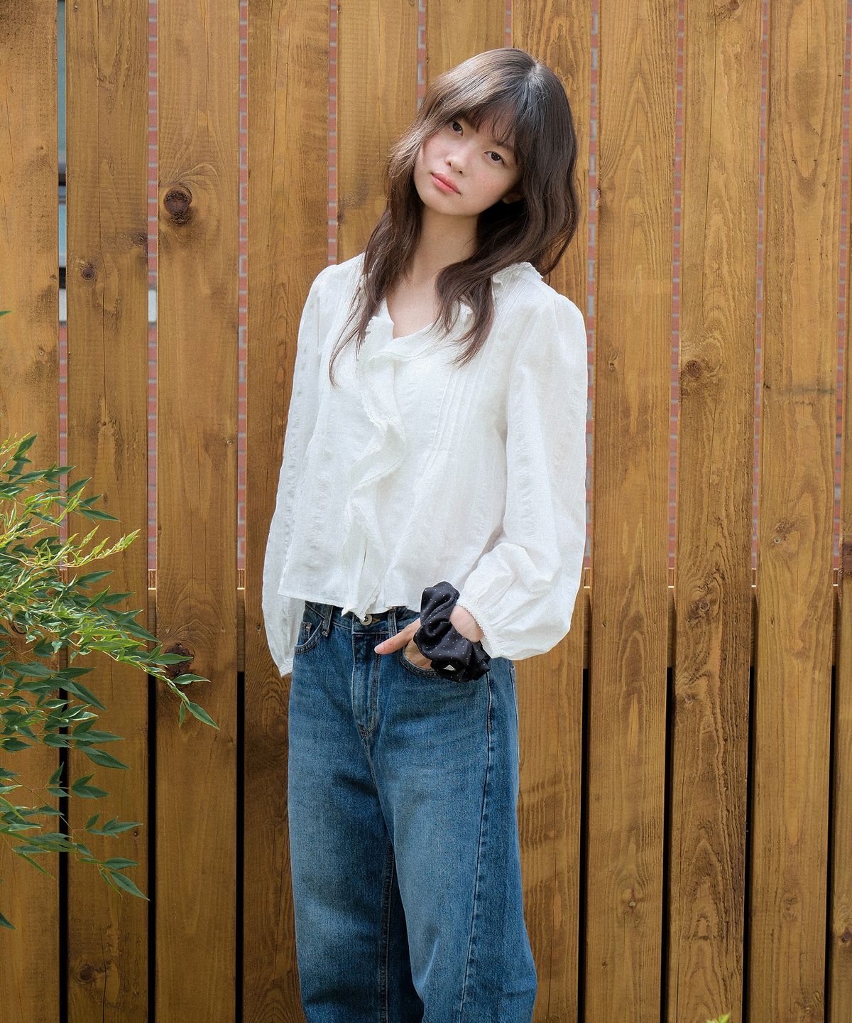 모의(MOUI) Ruffle lace blouse (O/WHITE)