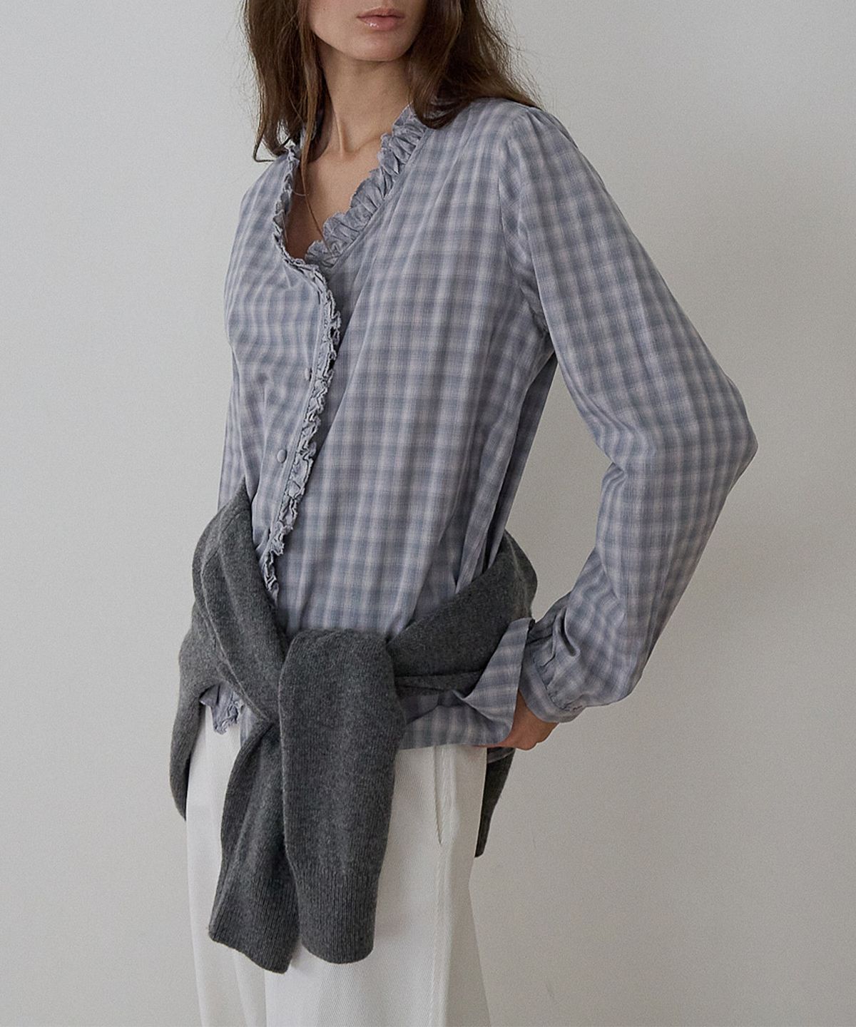 가더(GARDER) Sage Pattern Blouse (Blue)