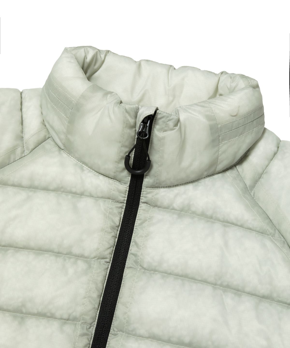 칼라파타르(KALAPATTHAR) AIR PADDED STAND COLLAR JACKET - SAGE