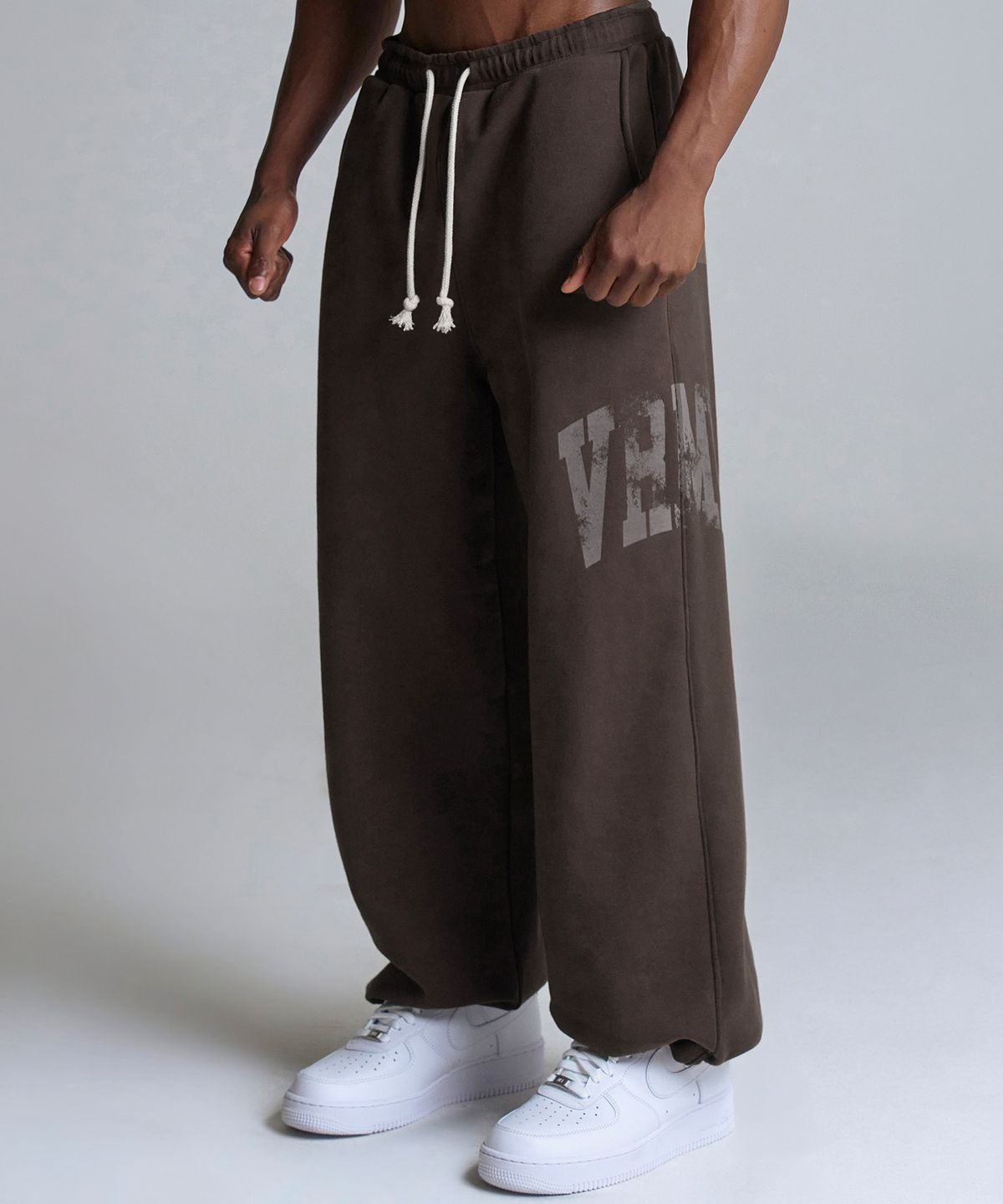 베르만 어패럴(VERMANN APPAREL) VRMN 와이드 스웨트 팬츠 4colors