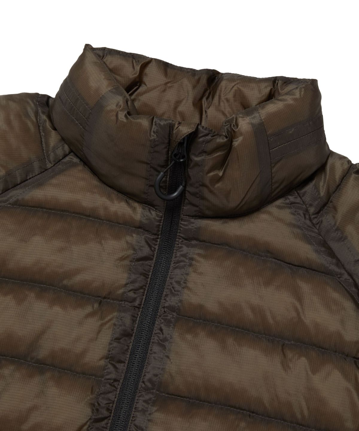칼라파타르(KALAPATTHAR) AIR PADDED STAND COLLAR JACKET - TAUPE