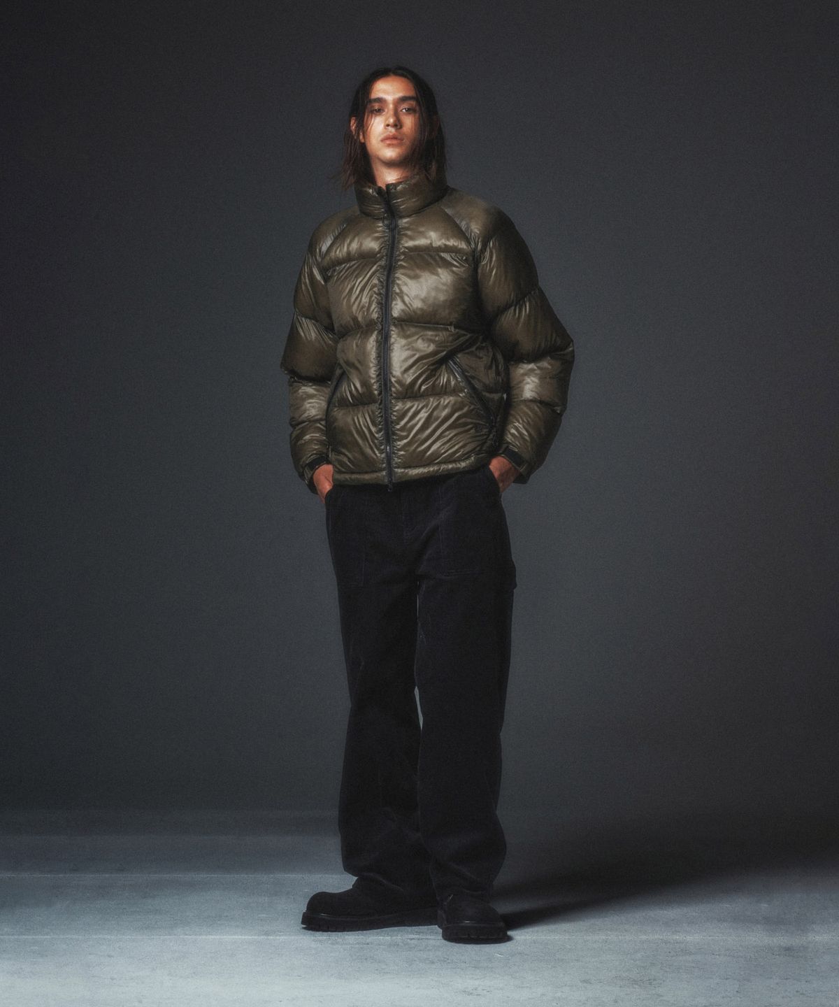 칼라파타르(KALAPATTHAR) AIR PUFFER STAND COLLAR JACKET - KHAKI