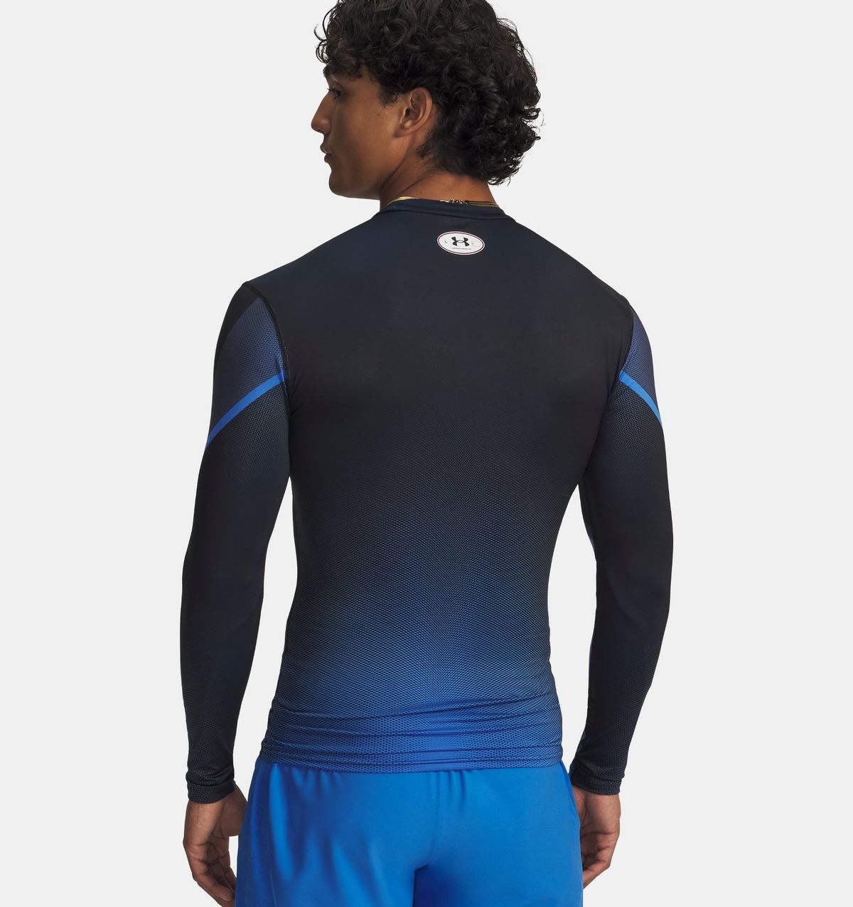 언더아머(UNDERARMOUR) HeatGear 서브리메이티드 크루6007631-402