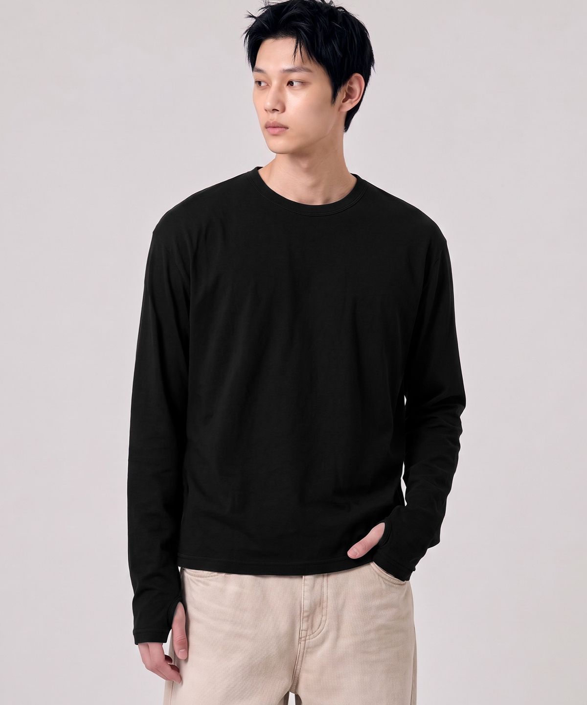 언더오프(UNDEROFF) 크롭 핑거홀 롱슬리브 티셔츠 블랙