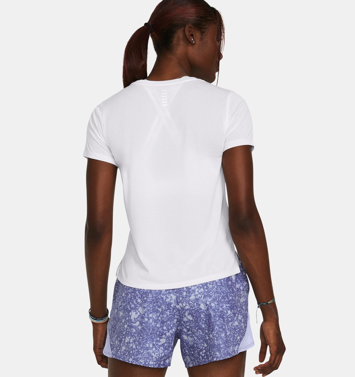 언더아머(UNDERARMOUR) 여성 UA 론치 반팔1382434-100