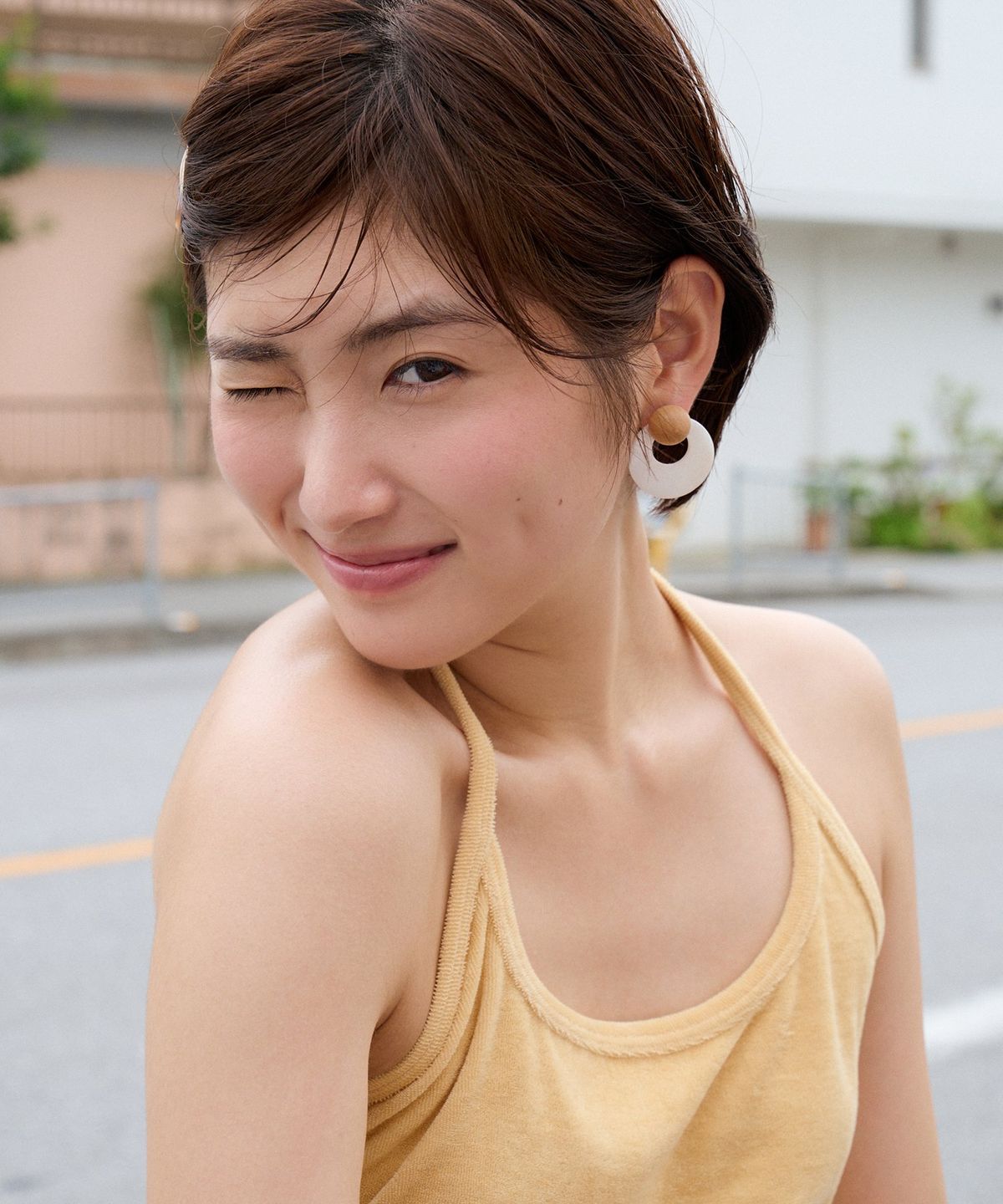 지지(GEEGEE) wood shell earring
