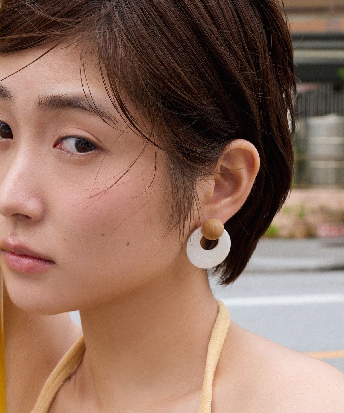 지지(GEEGEE) wood shell earring