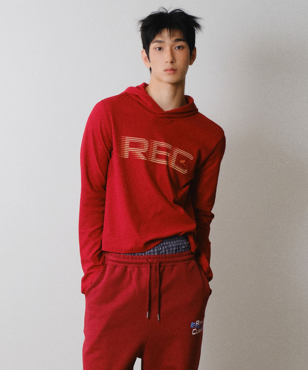 레코딩하우스(RECORDINGHOUSE) REC GRAPHIC RIB HOODIE [RED]