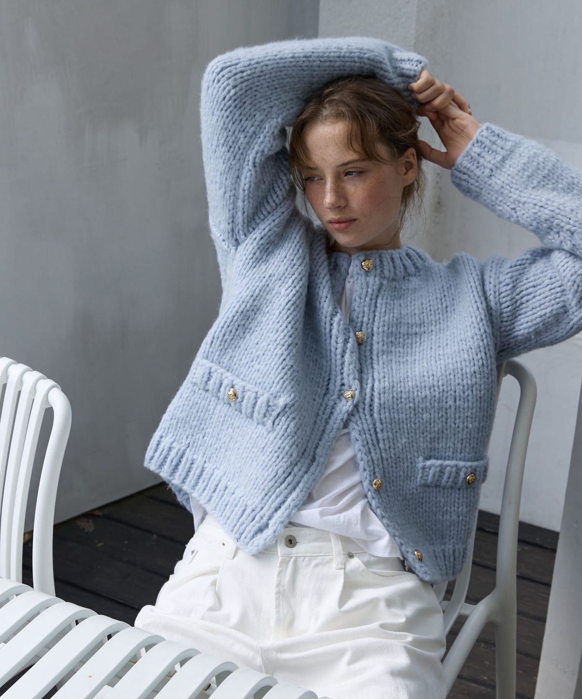 오픈도어스튜디오(OPENDOORSTUDIO) Gold Button Boucle Cardigan Light Blue