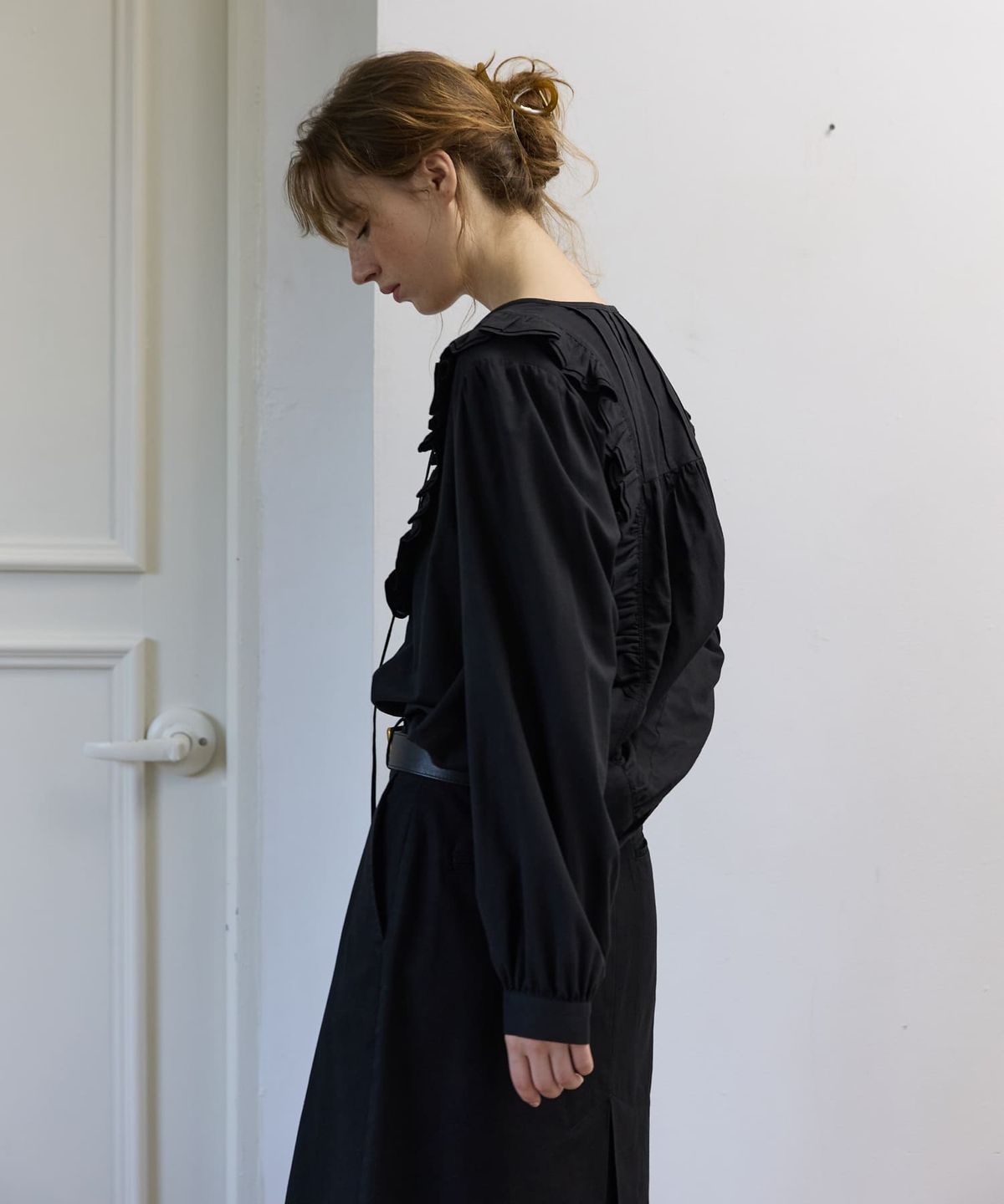 오픈도어스튜디오(OPENDOORSTUDIO) Vintage Ruffle Blouse Black
