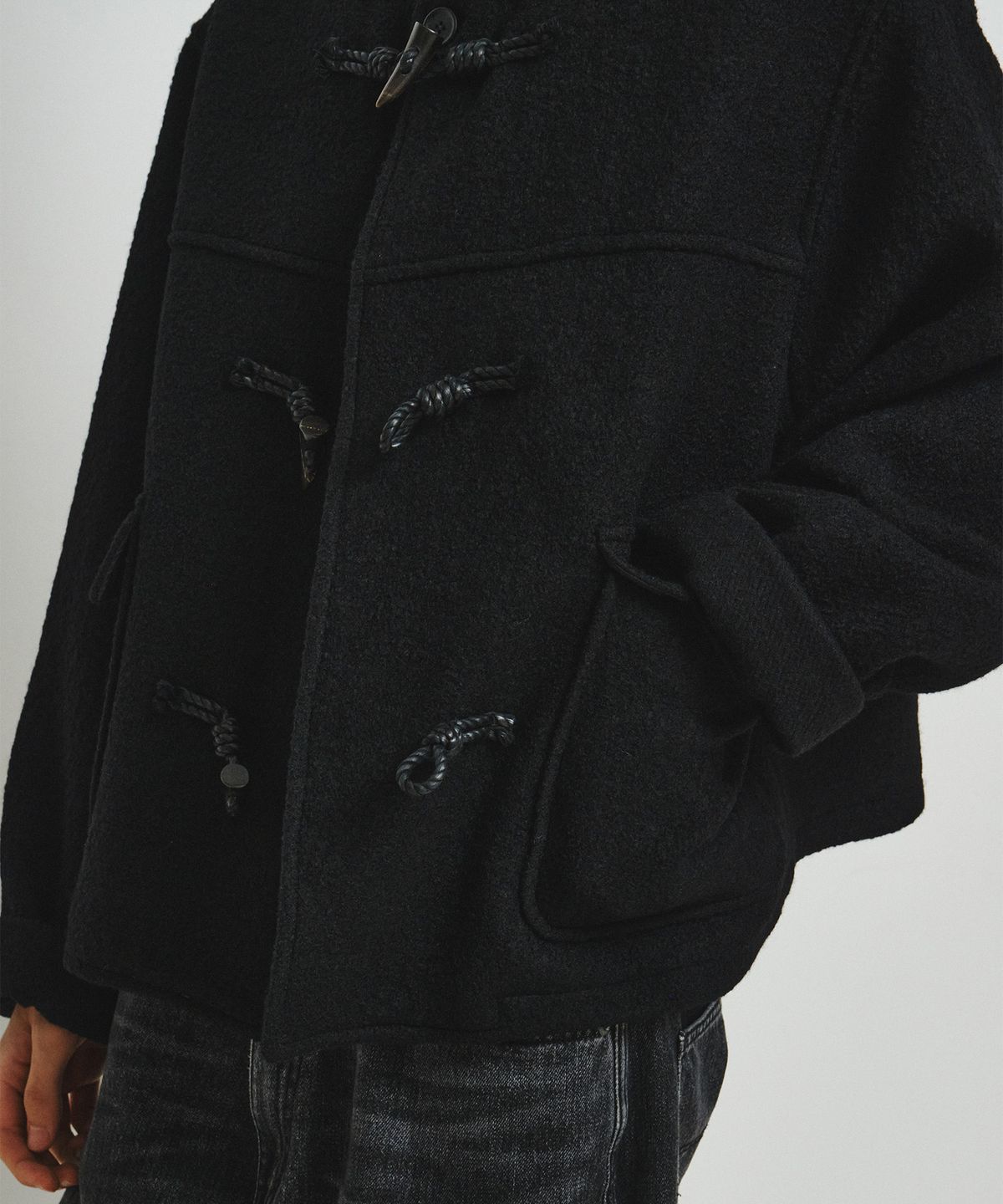 엔도어(ENDOOR) Morrow Hooded Duffle Short Coat (Black)