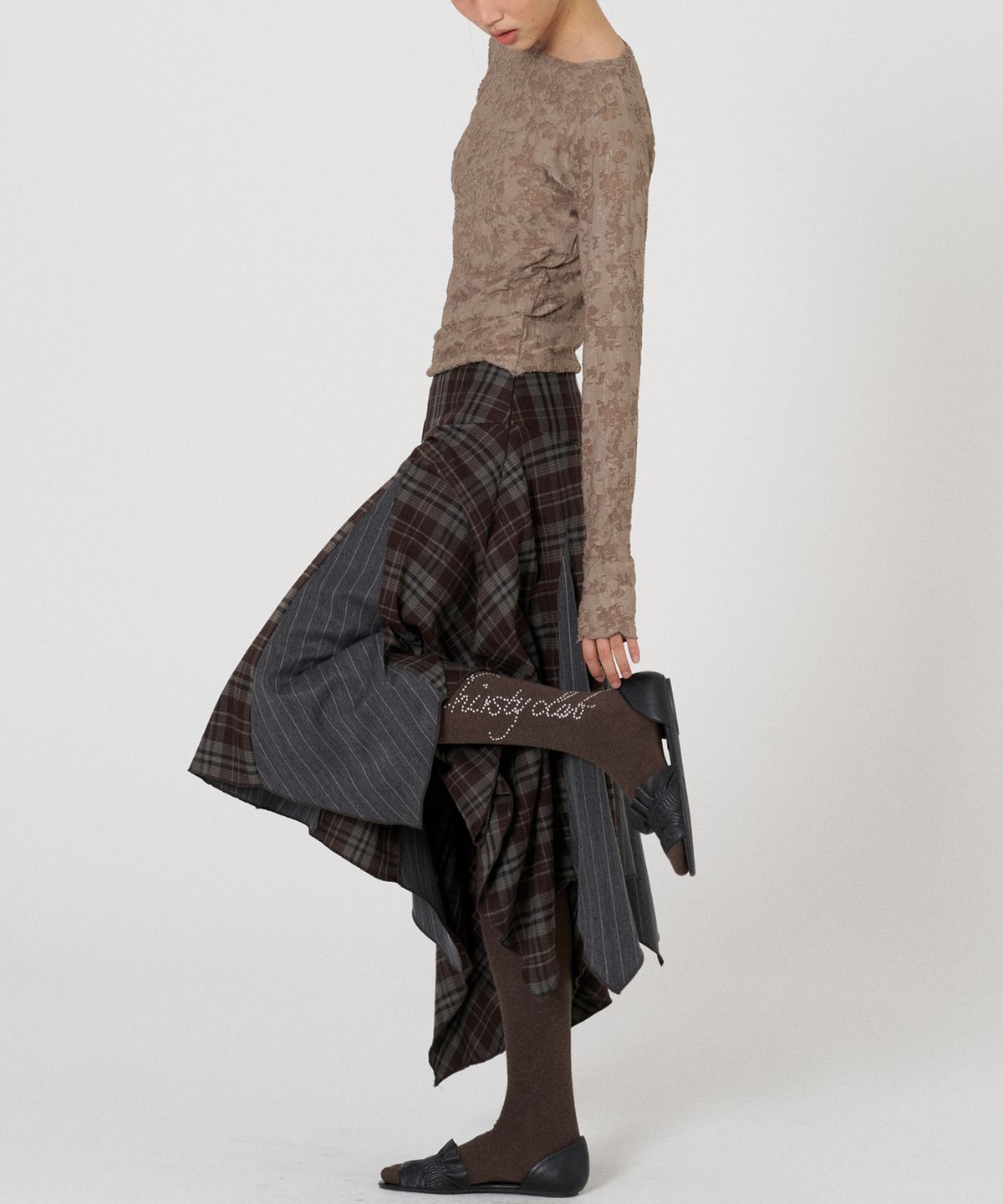 떨스티클럽(THIRSTYCLUB) Mixed check unbalance skirt -Brown
