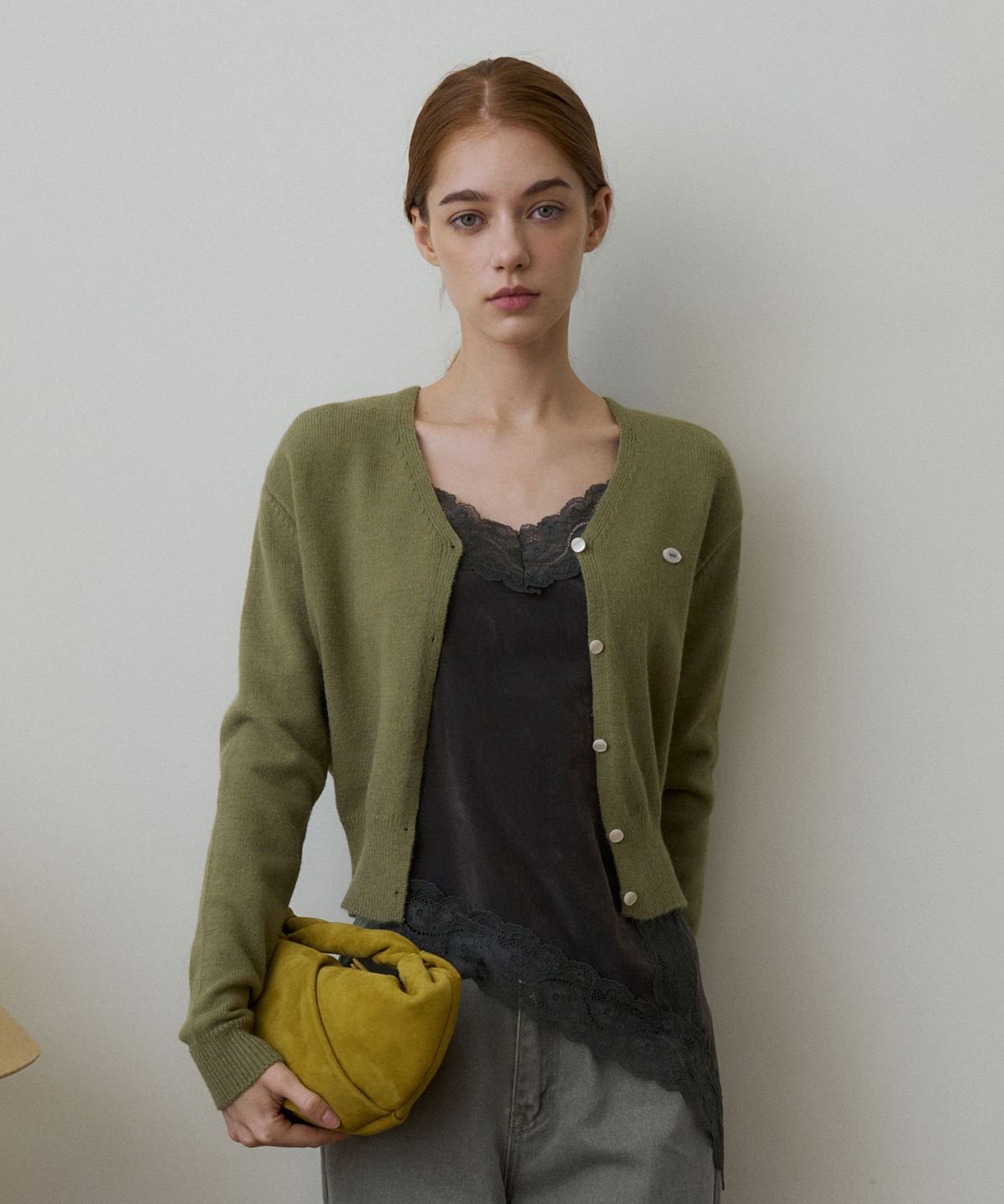 헤인트(HAINT) LANUVE SOFT BOUCLE V-NECK KNIT CARDIGAN 5COL_WHITENAVYOLIVE GREENDEEP PURPLECHARCOAL