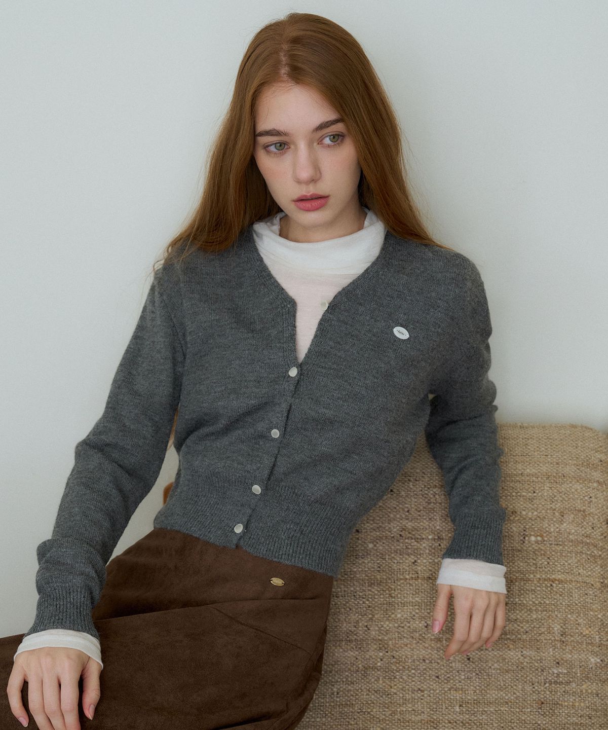헤인트(HAINT) LANUVE SOFT BOUCLE V-NECK KNIT CARDIGAN 5COL_WHITENAVYOLIVE GREENDEEP PURPLECHARCOAL