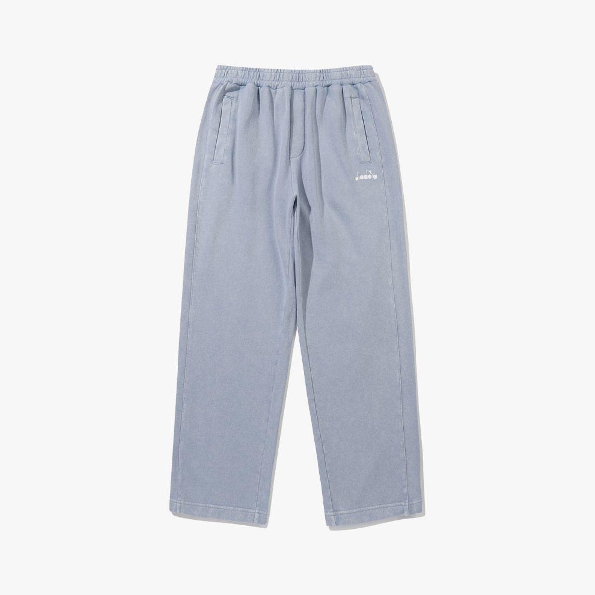 디아도라(diadora) 피그먼트 워싱 스웻팬츠 SKY BLUE