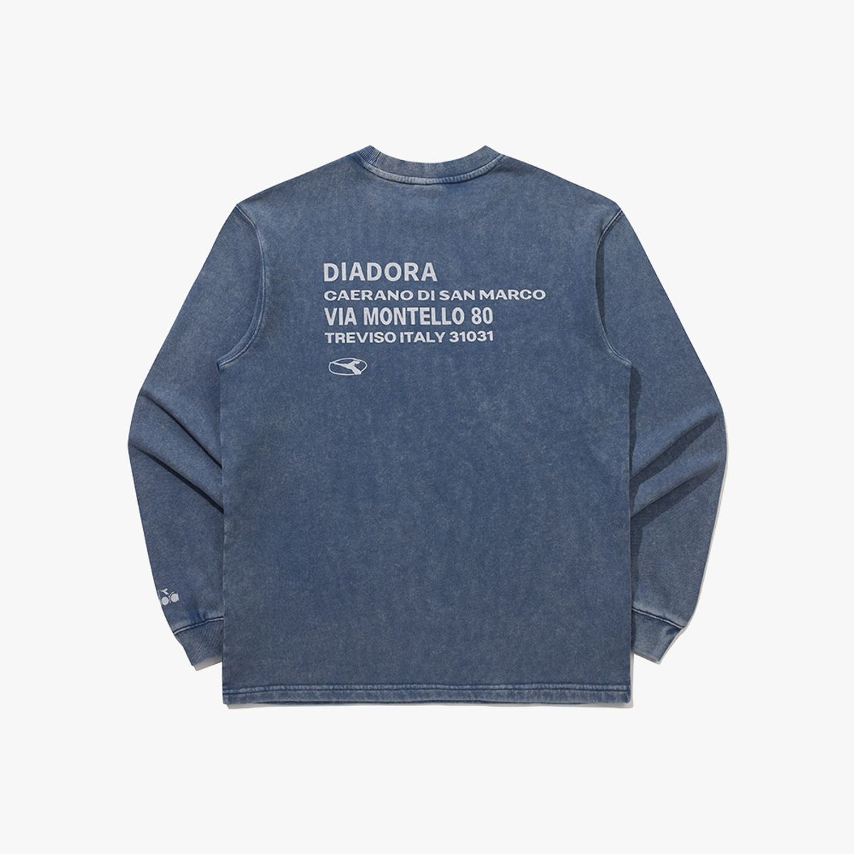 디아도라(diadora) 피그먼트 워싱 맨투맨 BLUE