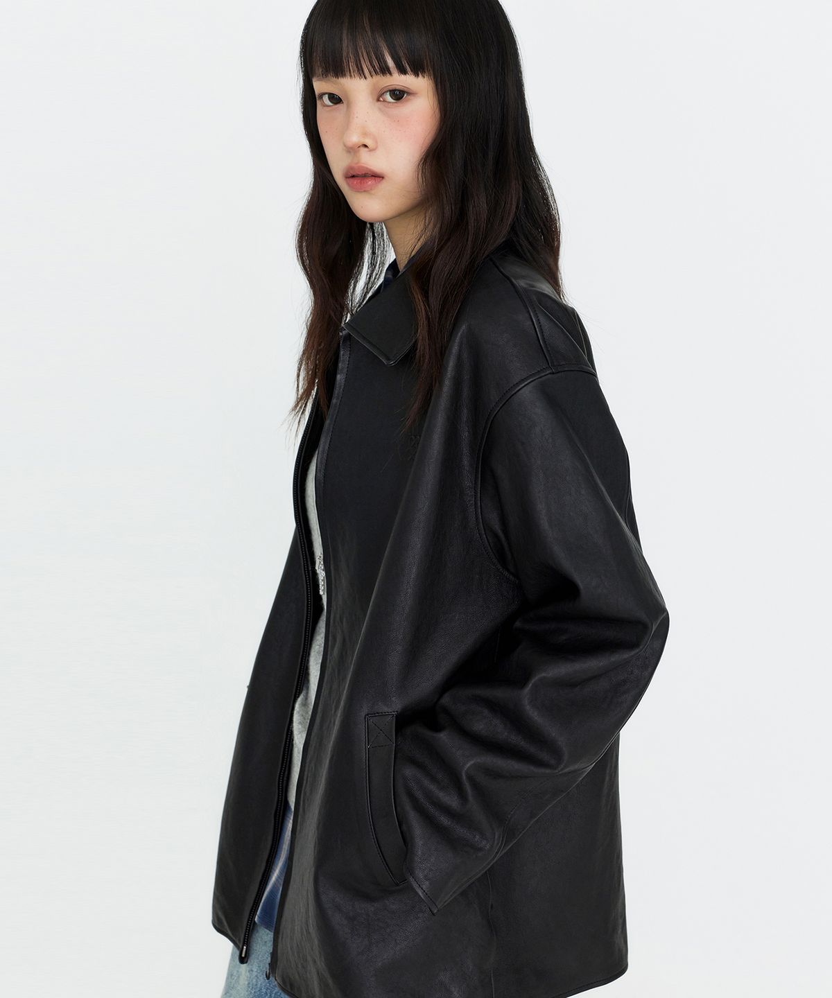 몽돌(MONGDOL) [Premium] 램스킨 오버핏 하프 레더 자켓 블랙 MDJK050BLACK