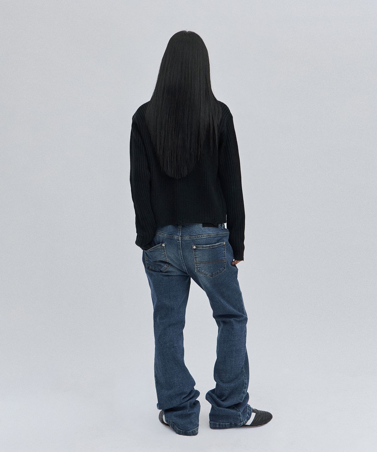 스웨이드(SUADE) DAMAGE KNIT ZIP UP [BLACK]
