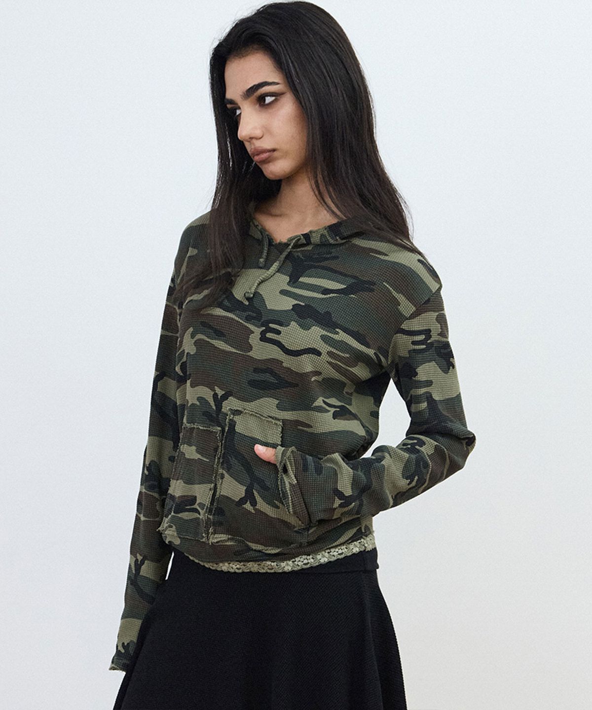 샌드뮤지엄(SAND MUSEUM) LACE WAFFLE HOODIE [Camo Olive]