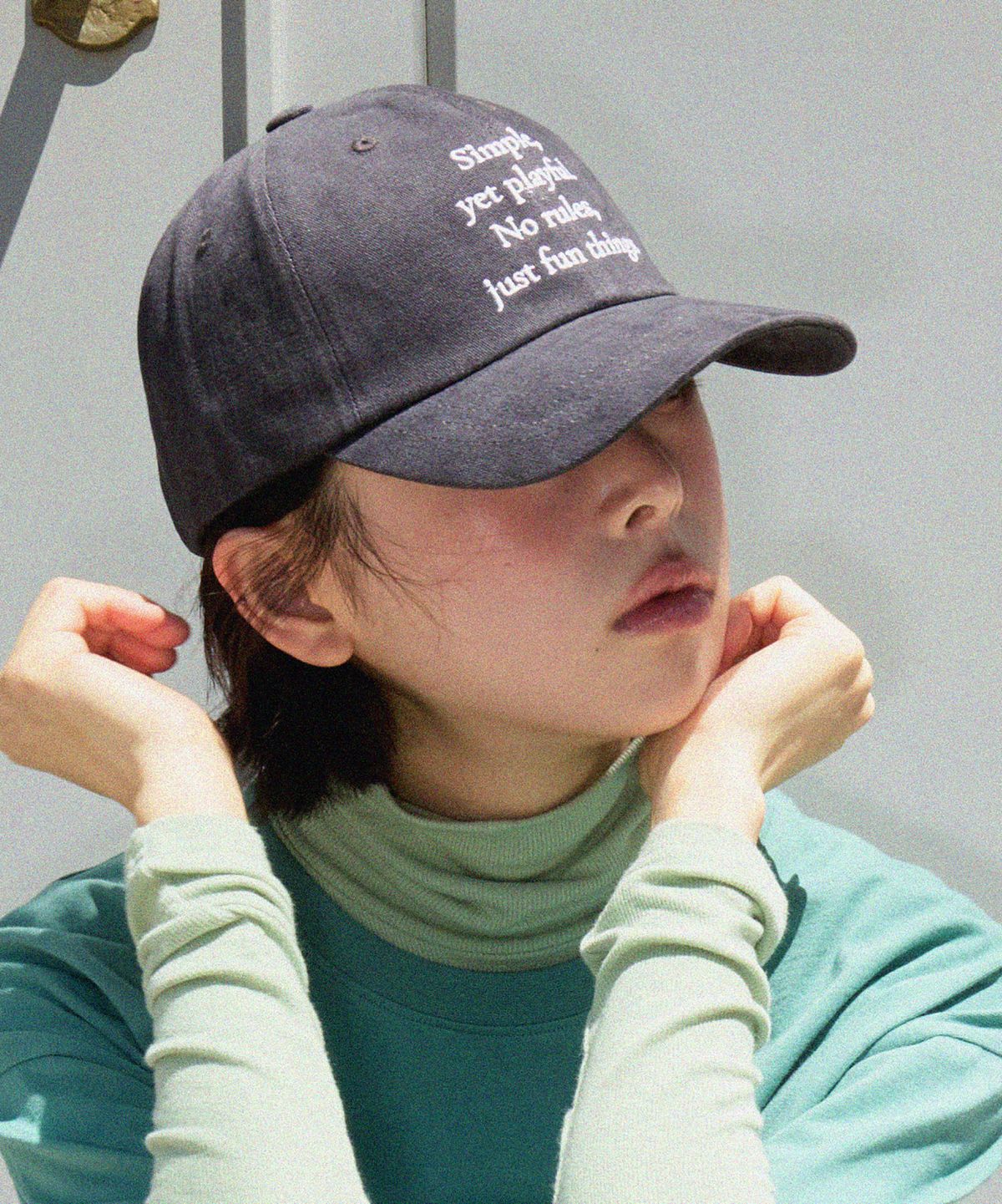 마우그(MAUG) 헤일로 레터링 볼캡 블랙