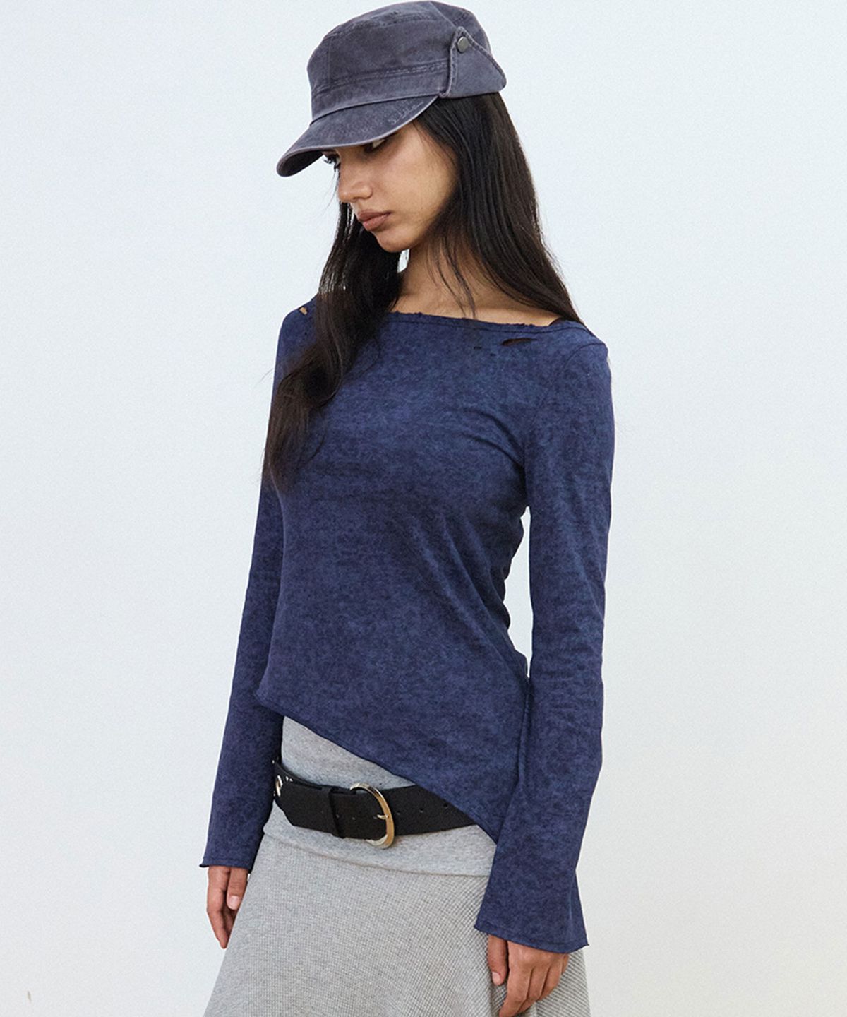 샌드뮤지엄(SAND MUSEUM) DAMAGED BOAT NECK TEE [Navy]