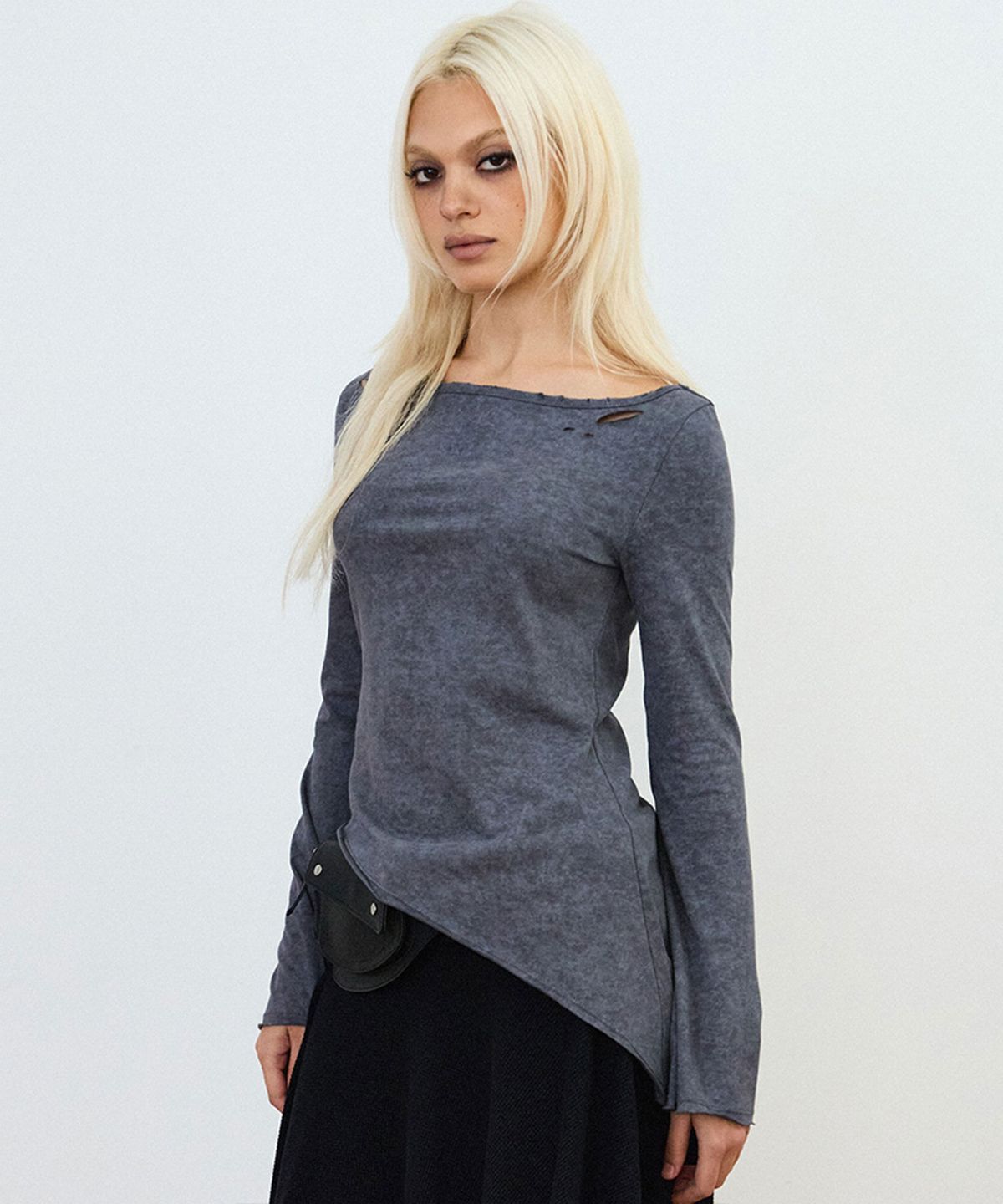 샌드뮤지엄(SAND MUSEUM) DAMAGED BOAT NECK TEE [Gray]