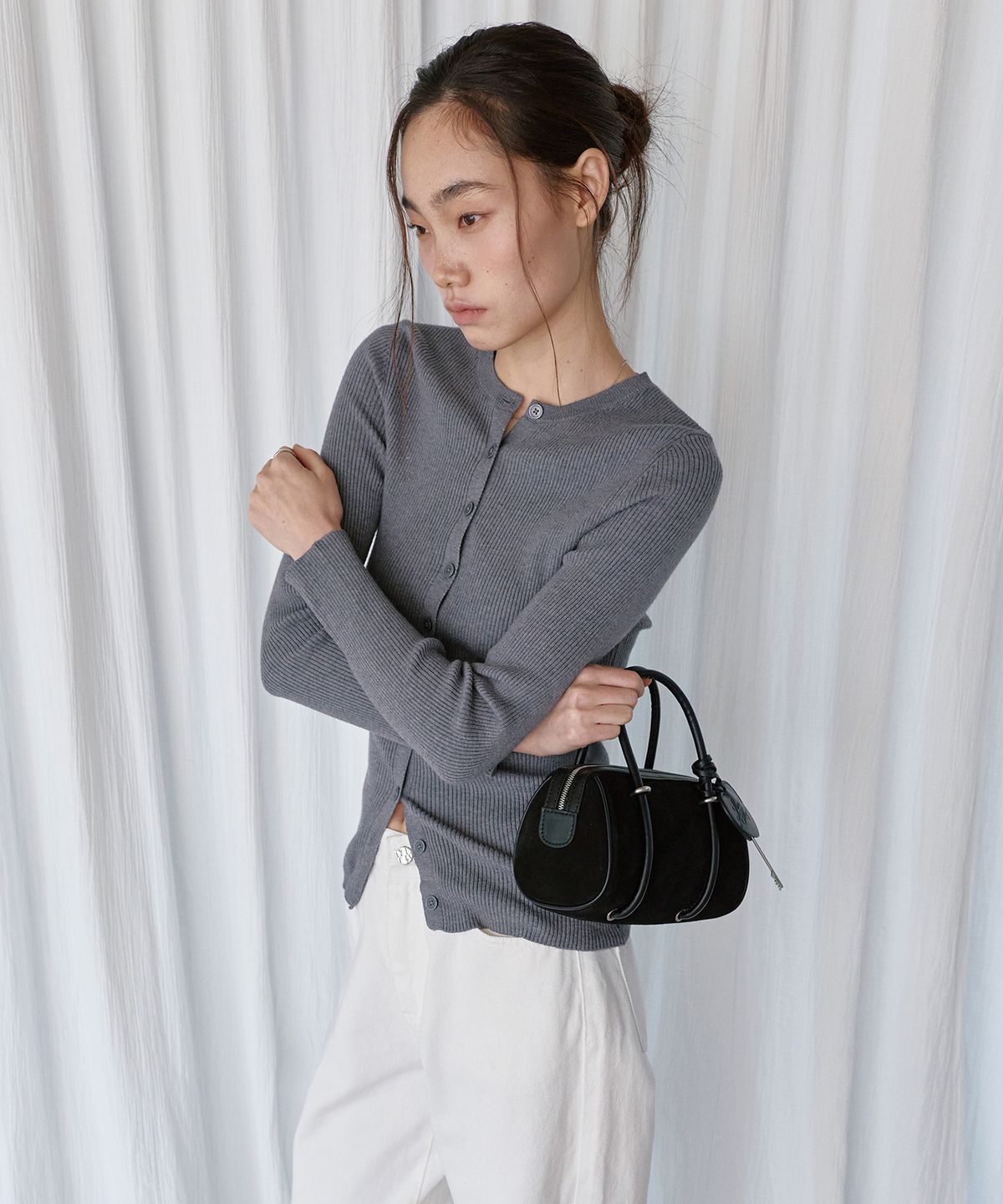 몽돌(MONGDOL) [백 참 SET] 리얼 소가죽 스웨이드 미니백 블랙 MDBG015BLACK