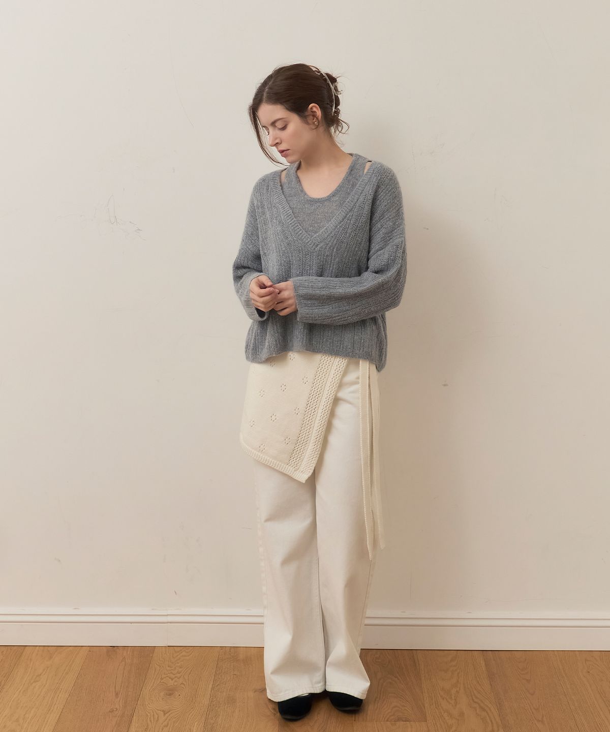 메종르하르(MAISONLEHAR) 엘사 니트 SET (브이넥니트+슬리브리스) 4color