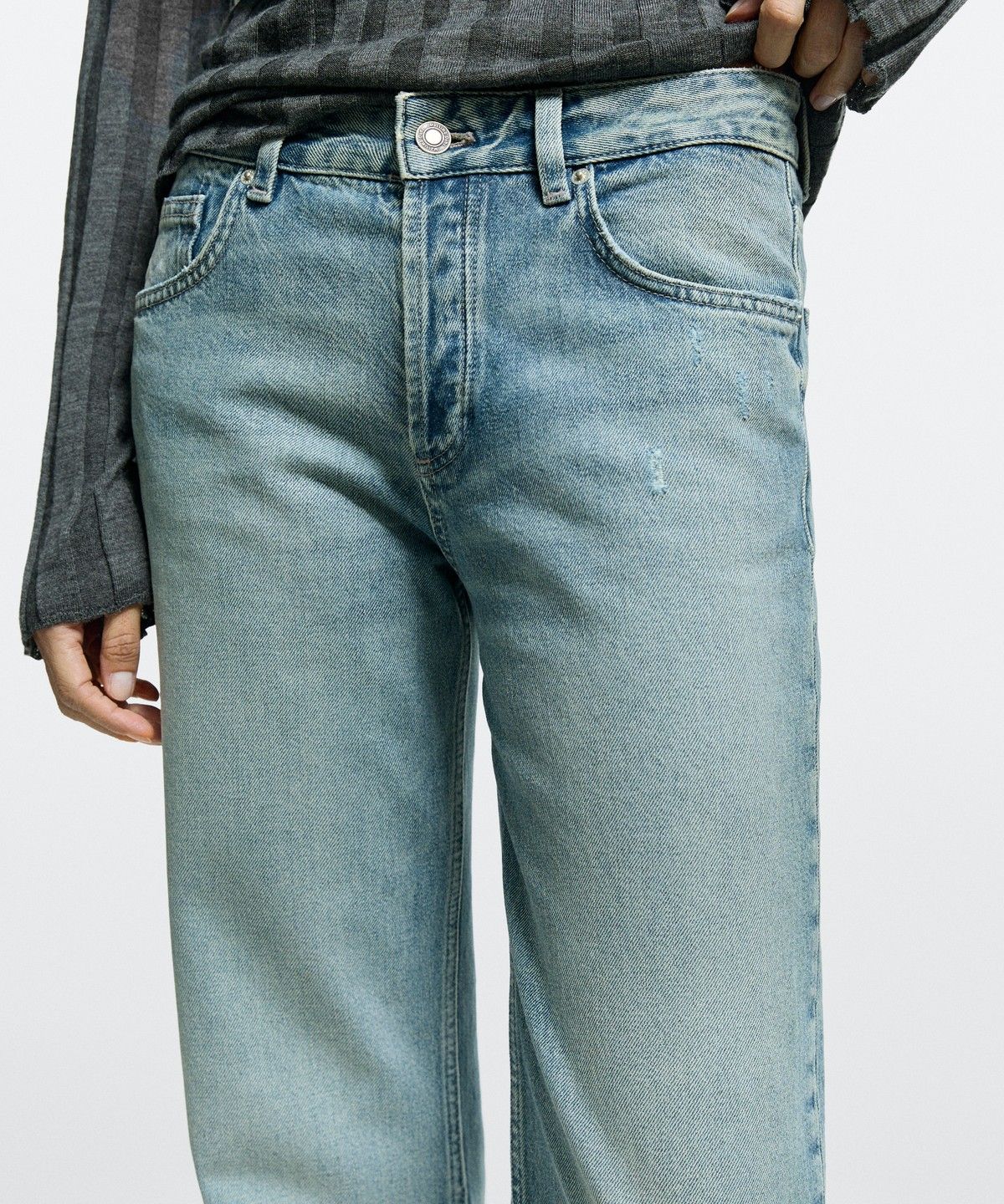 마시모두띠(MASSIMO DUTTI) 미드라이즈 스토브파이프핏 프레이드 헴 진