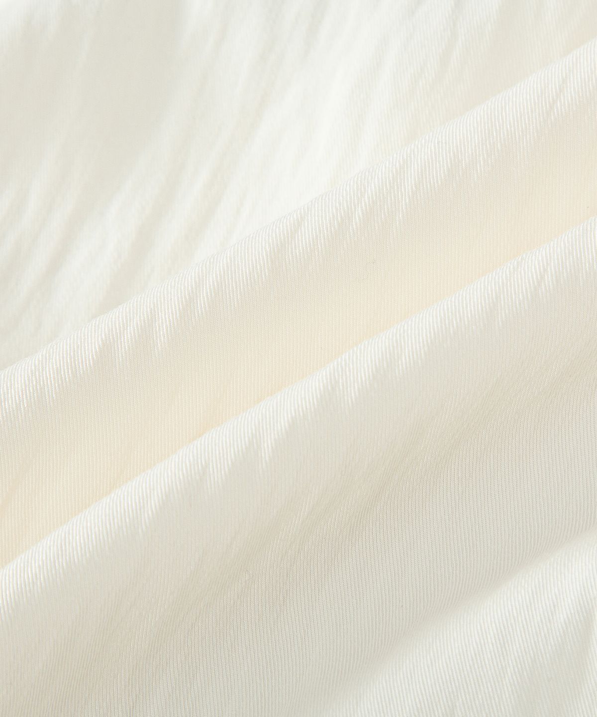 루시르주(LUCIR ZU) Cowl Neck Button Blouse (Cream)
